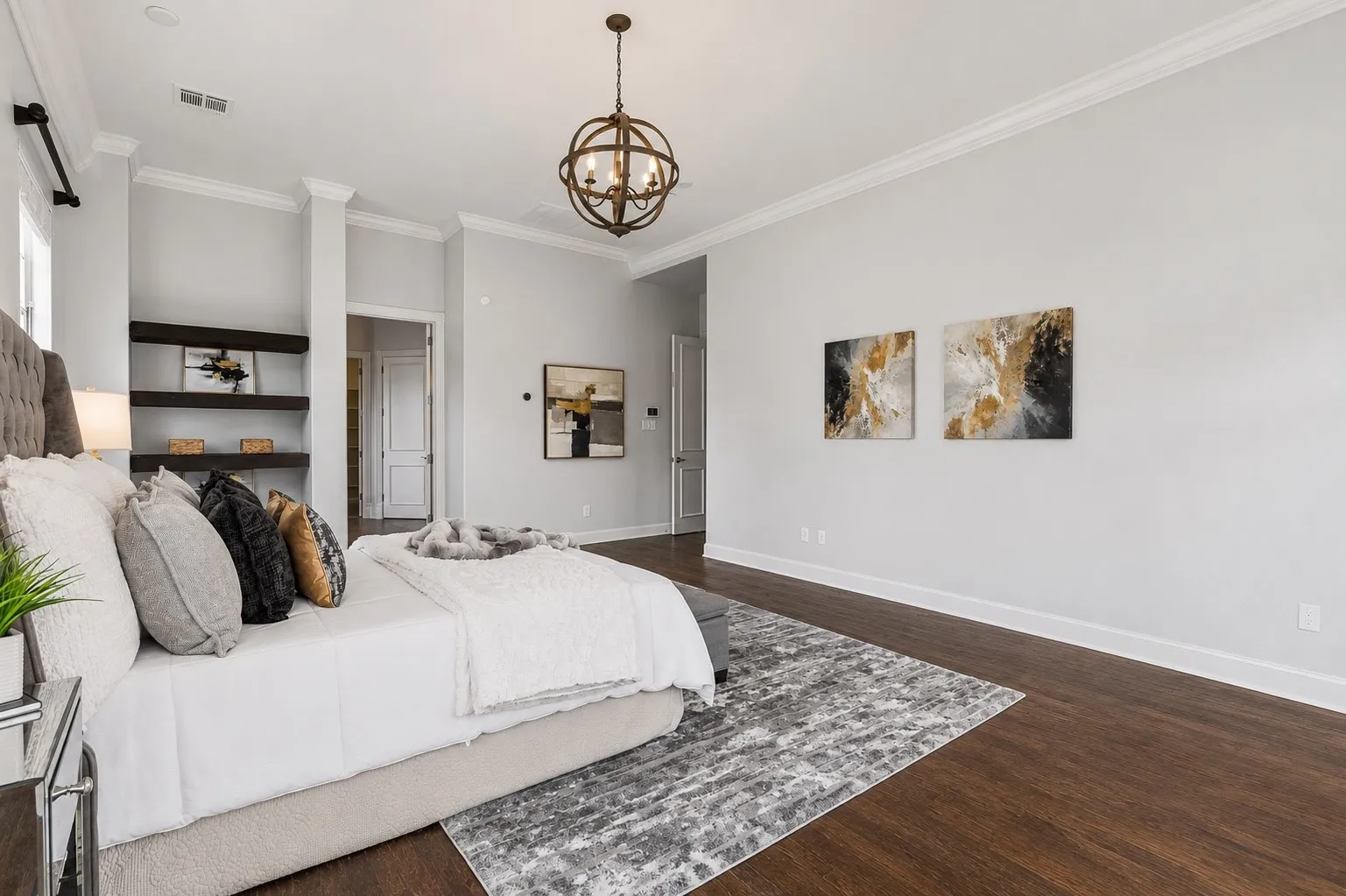 Single Family Residence For Sale in Tarrant County , 1807 Greenlea Cove, Southlake, Texas 76092, 5 Bedroom, 6 Bathroom, 3 Garage spaces, 5,057 Sqft, built in 2004, mls#21291064, Real Estate Agent in Southlake, Homes For Sale in Tarrant county, Homes For Sale in Southlake, Realtor in Southlake Texas, Real Estate Brokerage Independent Realty Texas, Luminita Cordes Realtor