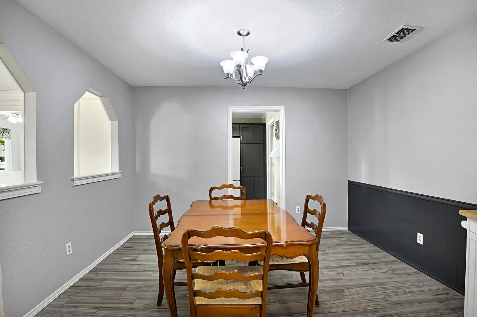 Single Family Residence For Sale in Collin County , 1600 Hearthstone Drive, Plano, Texas 75023, 4 Bedroom, 2 Bathroom, 2 Garage spaces, 1,873 Sqft, built in 1977, mls#21292534, Real Estate Agent in Plano, Homes For Sale in Collin county, Homes For Sale in Plano, Realtor in Plano Texas, Real Estate Brokerage Independent Realty Texas, Luminita Cordes Realtor
