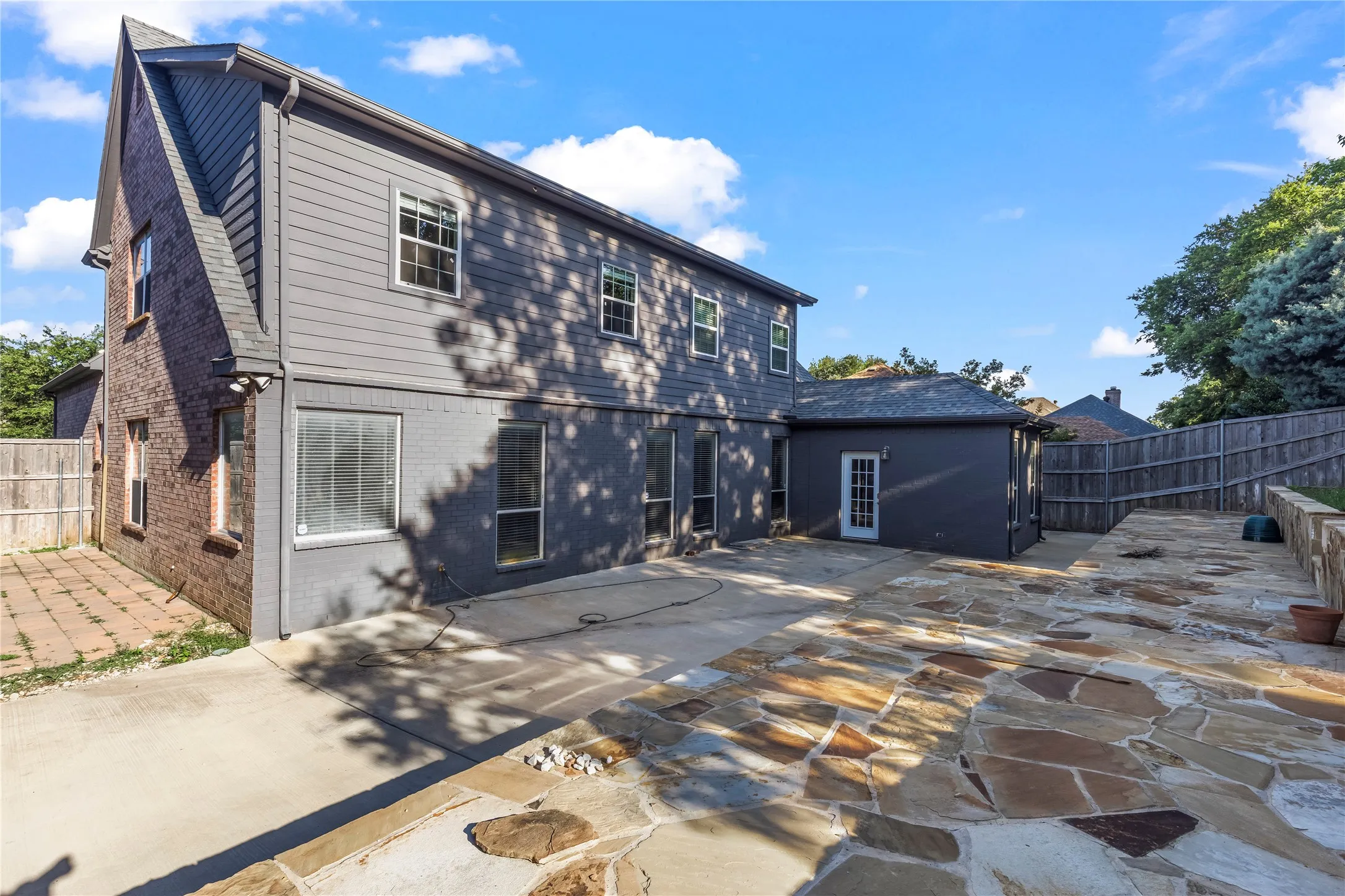 Single Family Residence For Rent in Tarrant County , 5517 Greenview Court, North Richland Hills, Texas 76148, 5 Bedroom, 3 Bathroom, 2 Garage spaces, 3,500 Sqft, built in 2001, mls#21292543, Real Estate Agent in North Richland Hills, Homes For Rent in Tarrant county, Homes For Rent in North Richland Hills, Realtor in North Richland Hills Texas, Real Estate Brokerage Independent Realty Texas, Luminita Cordes Realtor