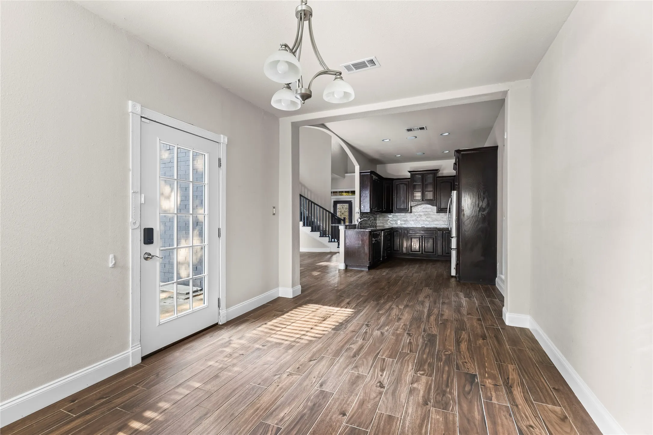 Single Family Residence For Rent in Tarrant County , 5517 Greenview Court, North Richland Hills, Texas 76148, 5 Bedroom, 3 Bathroom, 2 Garage spaces, 3,500 Sqft, built in 2001, mls#21292543, Real Estate Agent in North Richland Hills, Homes For Rent in Tarrant county, Homes For Rent in North Richland Hills, Realtor in North Richland Hills Texas, Real Estate Brokerage Independent Realty Texas, Luminita Cordes Realtor