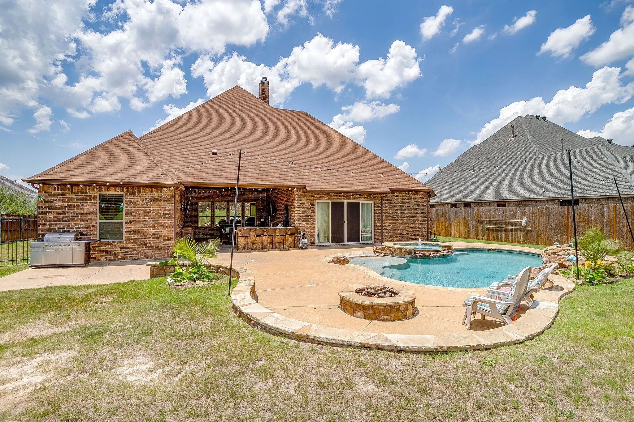 Single Family Residence For Sale in Tarrant County , 12416 Indian Creek Drive, Fort Worth, Texas 76179, 4 Bedroom, 4 Bathroom, 3 Garage spaces, 3,885 Sqft, built in 2014, mls#21290922, Real Estate Agent in Fort Worth, Homes For Sale in Tarrant county, Homes For Sale in Fort Worth, Realtor in Fort Worth Texas, Real Estate Brokerage Independent Realty Texas, Luminita Cordes Realtor