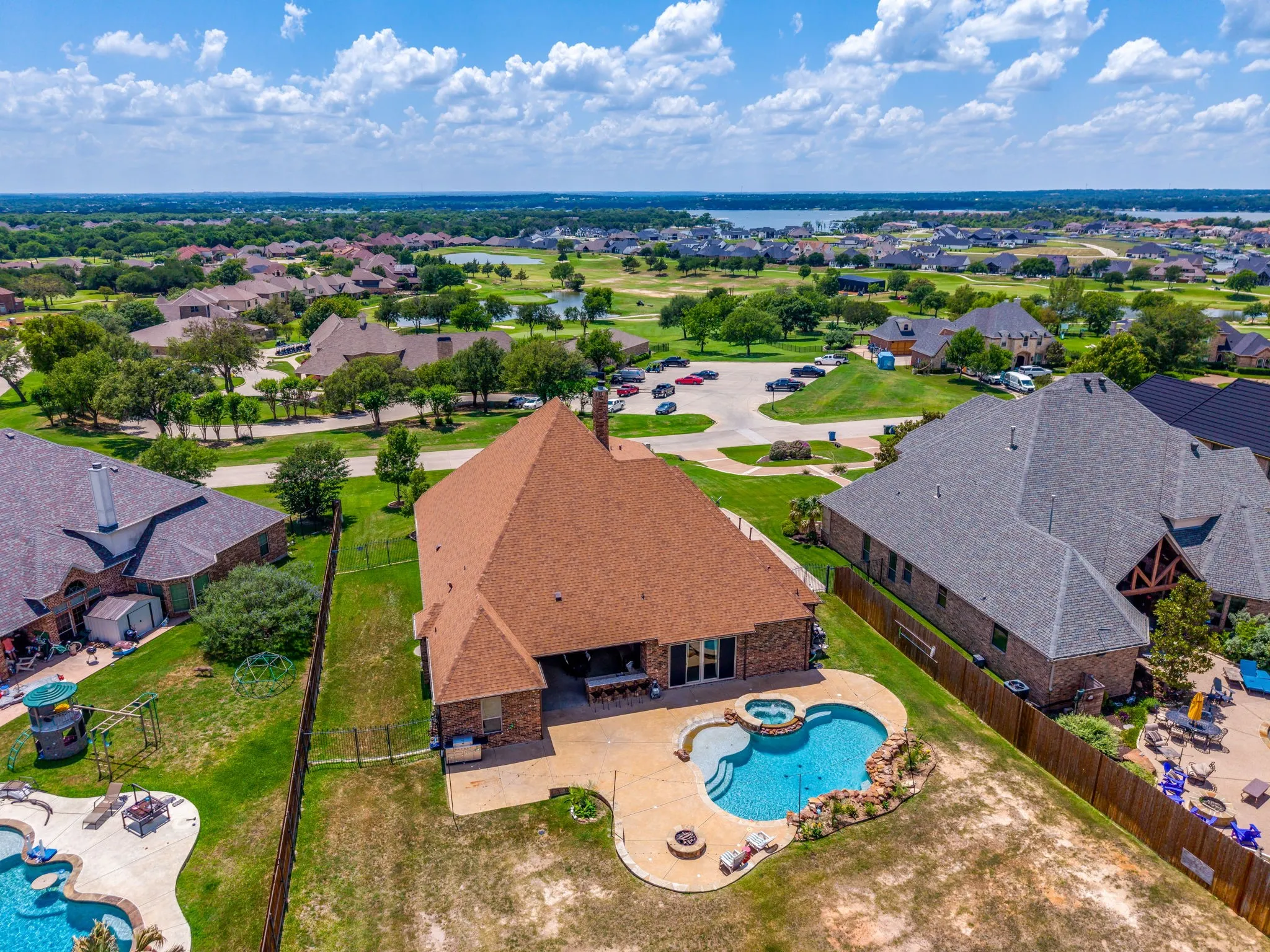 Single Family Residence For Sale in Tarrant County , 12416 Indian Creek Drive, Fort Worth, Texas 76179, 4 Bedroom, 4 Bathroom, 3 Garage spaces, 3,885 Sqft, built in 2014, mls#21290922, Real Estate Agent in Fort Worth, Homes For Sale in Tarrant county, Homes For Sale in Fort Worth, Realtor in Fort Worth Texas, Real Estate Brokerage Independent Realty Texas, Luminita Cordes Realtor