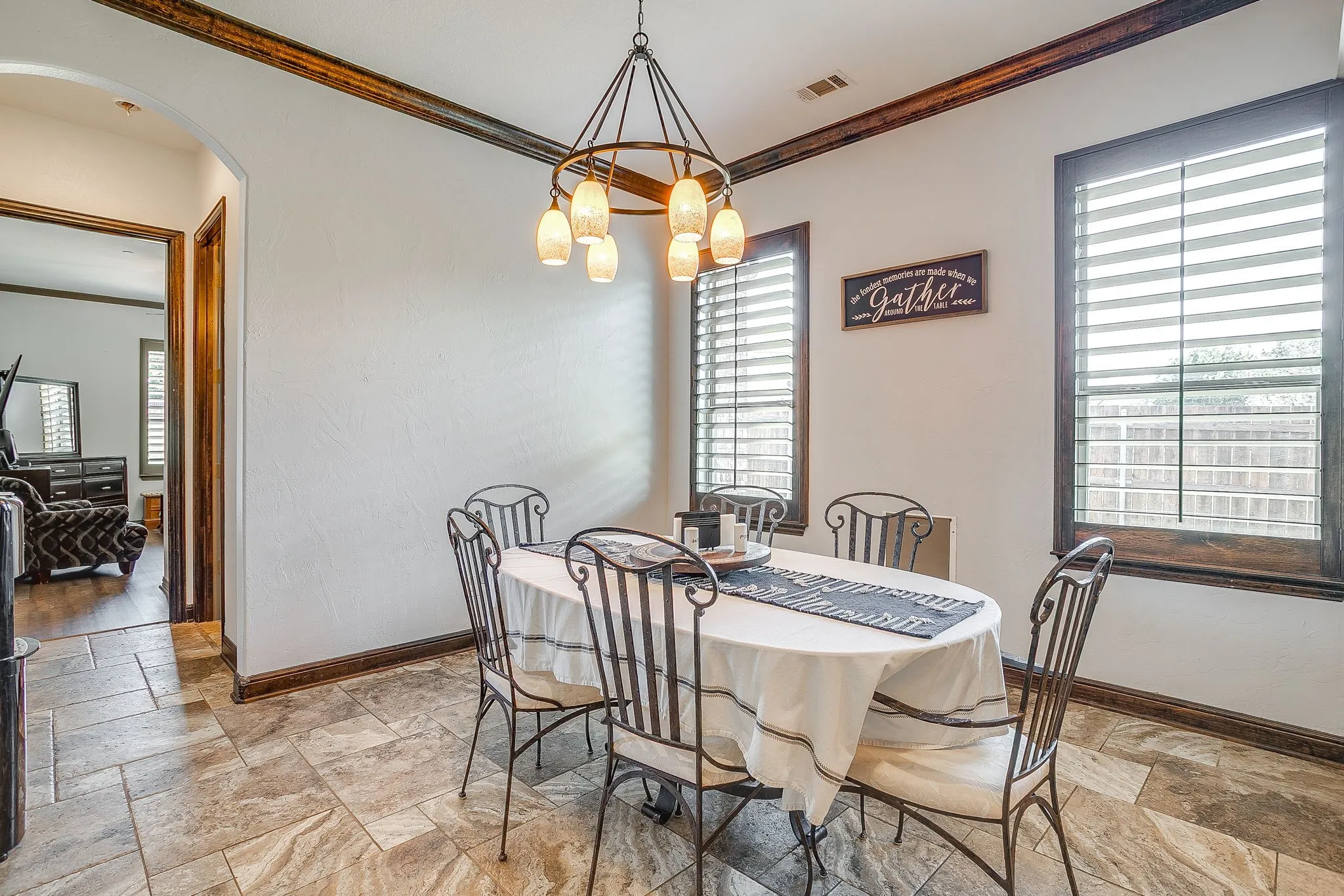 Single Family Residence For Sale in Tarrant County , 12416 Indian Creek Drive, Fort Worth, Texas 76179, 4 Bedroom, 4 Bathroom, 3 Garage spaces, 3,885 Sqft, built in 2014, mls#21290922, Real Estate Agent in Fort Worth, Homes For Sale in Tarrant county, Homes For Sale in Fort Worth, Realtor in Fort Worth Texas, Real Estate Brokerage Independent Realty Texas, Luminita Cordes Realtor