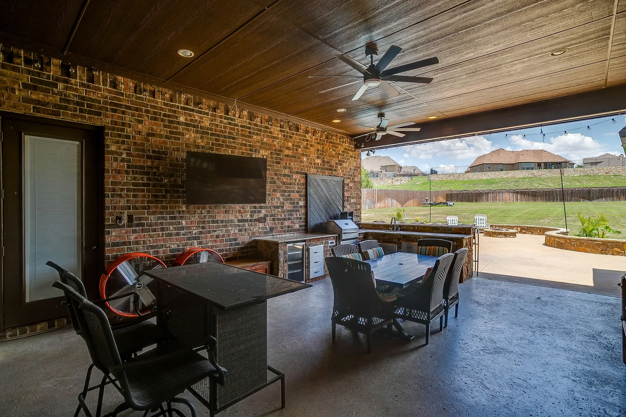 Single Family Residence For Sale in Tarrant County , 12416 Indian Creek Drive, Fort Worth, Texas 76179, 4 Bedroom, 4 Bathroom, 3 Garage spaces, 3,885 Sqft, built in 2014, mls#21290922, Real Estate Agent in Fort Worth, Homes For Sale in Tarrant county, Homes For Sale in Fort Worth, Realtor in Fort Worth Texas, Real Estate Brokerage Independent Realty Texas, Luminita Cordes Realtor