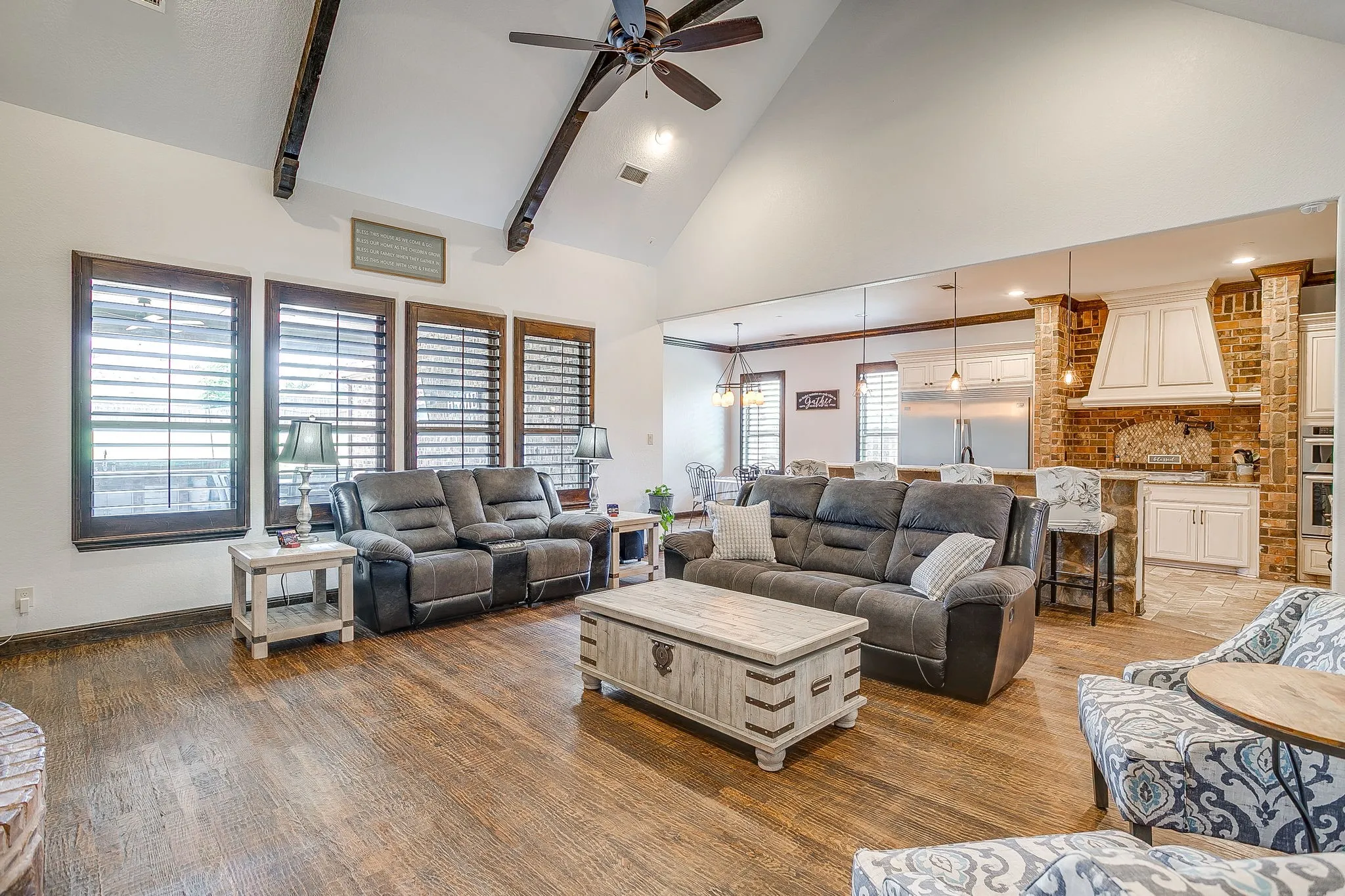 Single Family Residence For Sale in Tarrant County , 12416 Indian Creek Drive, Fort Worth, Texas 76179, 4 Bedroom, 4 Bathroom, 3 Garage spaces, 3,885 Sqft, built in 2014, mls#21290922, Real Estate Agent in Fort Worth, Homes For Sale in Tarrant county, Homes For Sale in Fort Worth, Realtor in Fort Worth Texas, Real Estate Brokerage Independent Realty Texas, Luminita Cordes Realtor