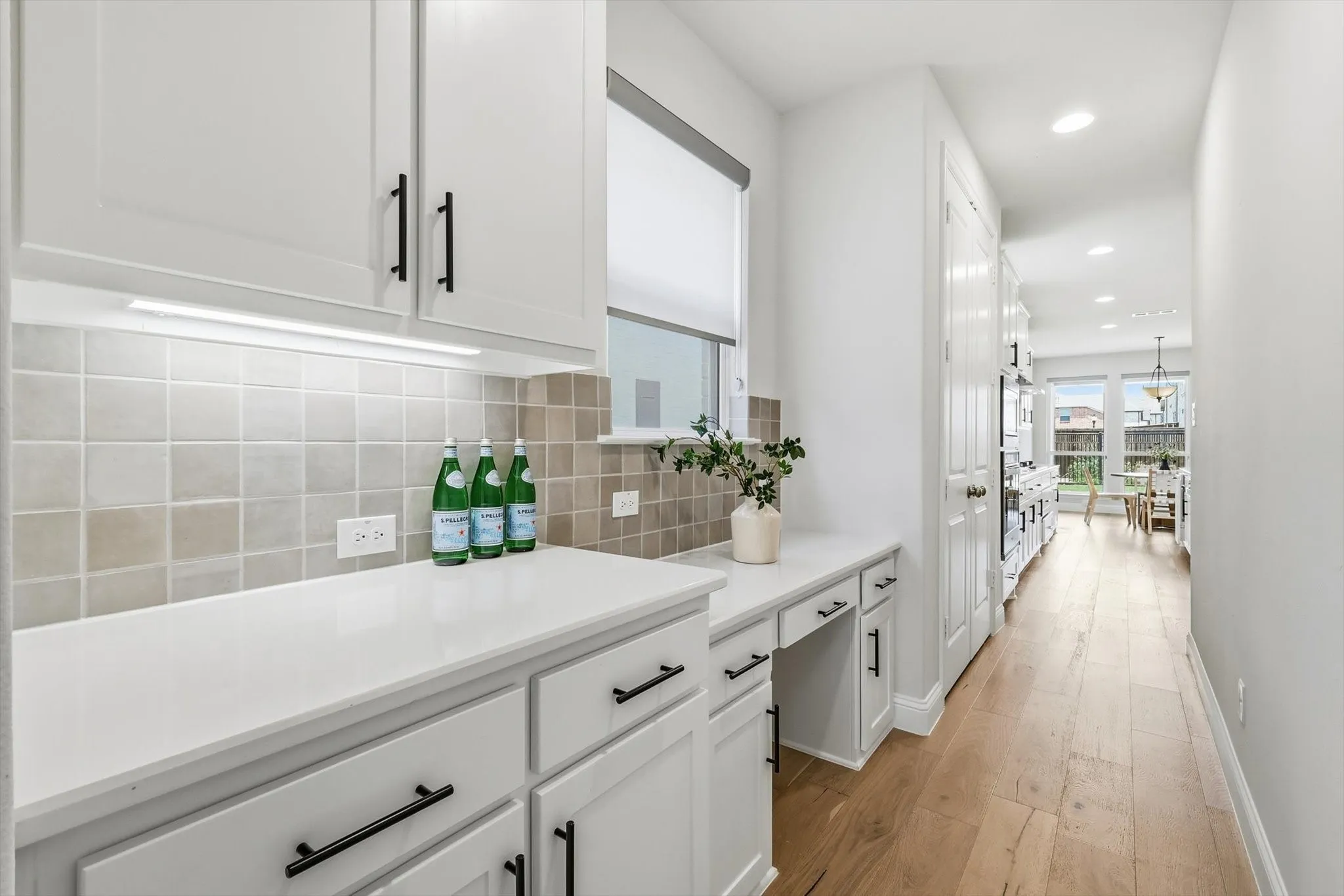 Single Family Residence For Sale in Denton County , 1717 Lady Bettye Drive, Carrollton, Texas 75010, 4 Bedroom, 5 Bathroom, 2 Garage spaces, 3,474 Sqft, built in 2022, mls#21285505, Real Estate Agent in Carrollton, Homes For Sale in Denton county, Homes For Sale in Carrollton, Realtor in Carrollton Texas, Real Estate Brokerage Independent Realty Texas, Luminita Cordes Realtor