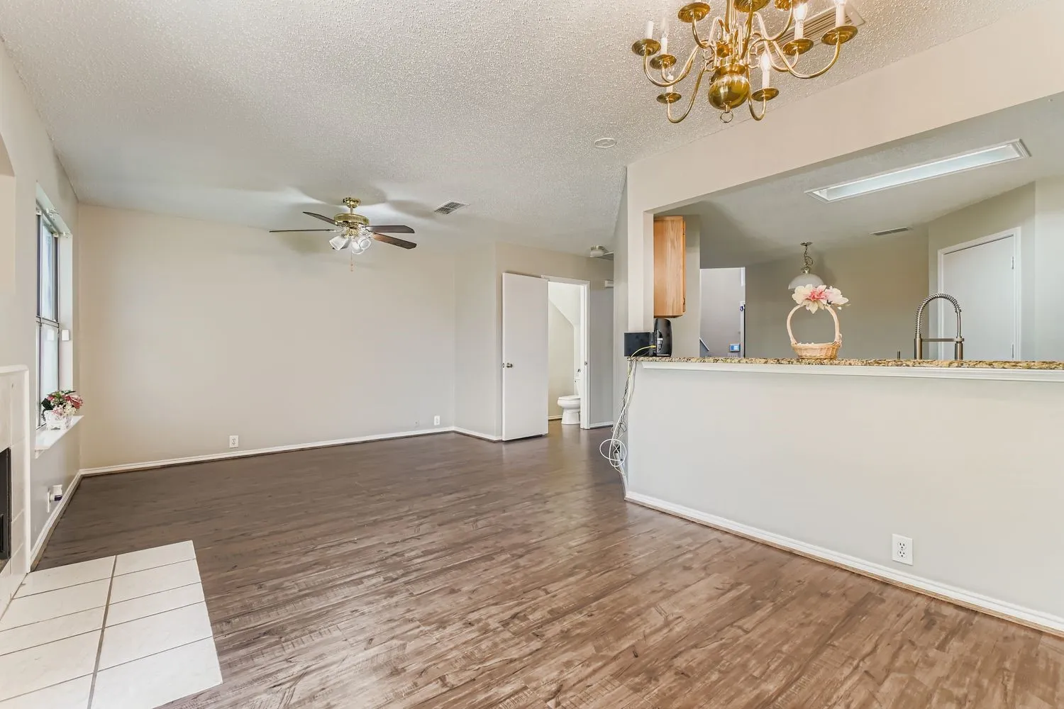 Single Family Residence For Sale in Tarrant County , 8532 Tallahassee Lane, Fort Worth, Texas 76123, 3 Bedroom, 3 Bathroom, 2 Garage spaces, 1,467 Sqft, built in 1996, mls#21292561, Real Estate Agent in Fort Worth, Homes For Sale in Tarrant county, Homes For Sale in Fort Worth, Realtor in Fort Worth Texas, Real Estate Brokerage Independent Realty Texas, Luminita Cordes Realtor