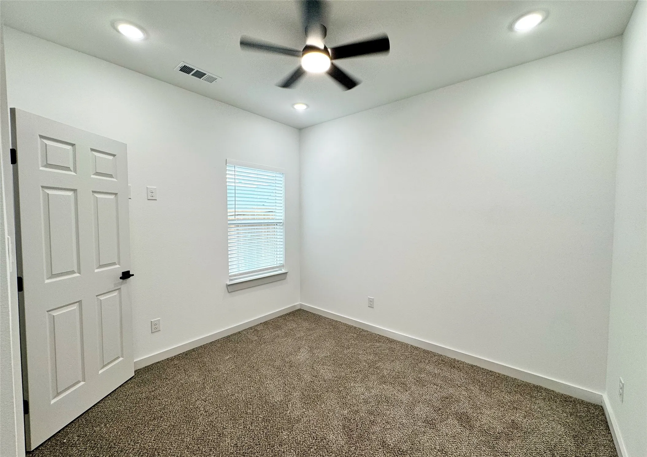 Duplex For Sale in Hunt County , 2916 Hemphill Street, Greenville, Texas 75401, 6 Bedroom, 4 Bathroom, Garage spaces, 1,820 Sqft, built in 2026, mls#21291220, Real Estate Agent in Greenville, Homes For Sale in Hunt county, Homes For Sale in Greenville, Realtor in Greenville Texas, Real Estate Brokerage Independent Realty Texas, Luminita Cordes Realtor