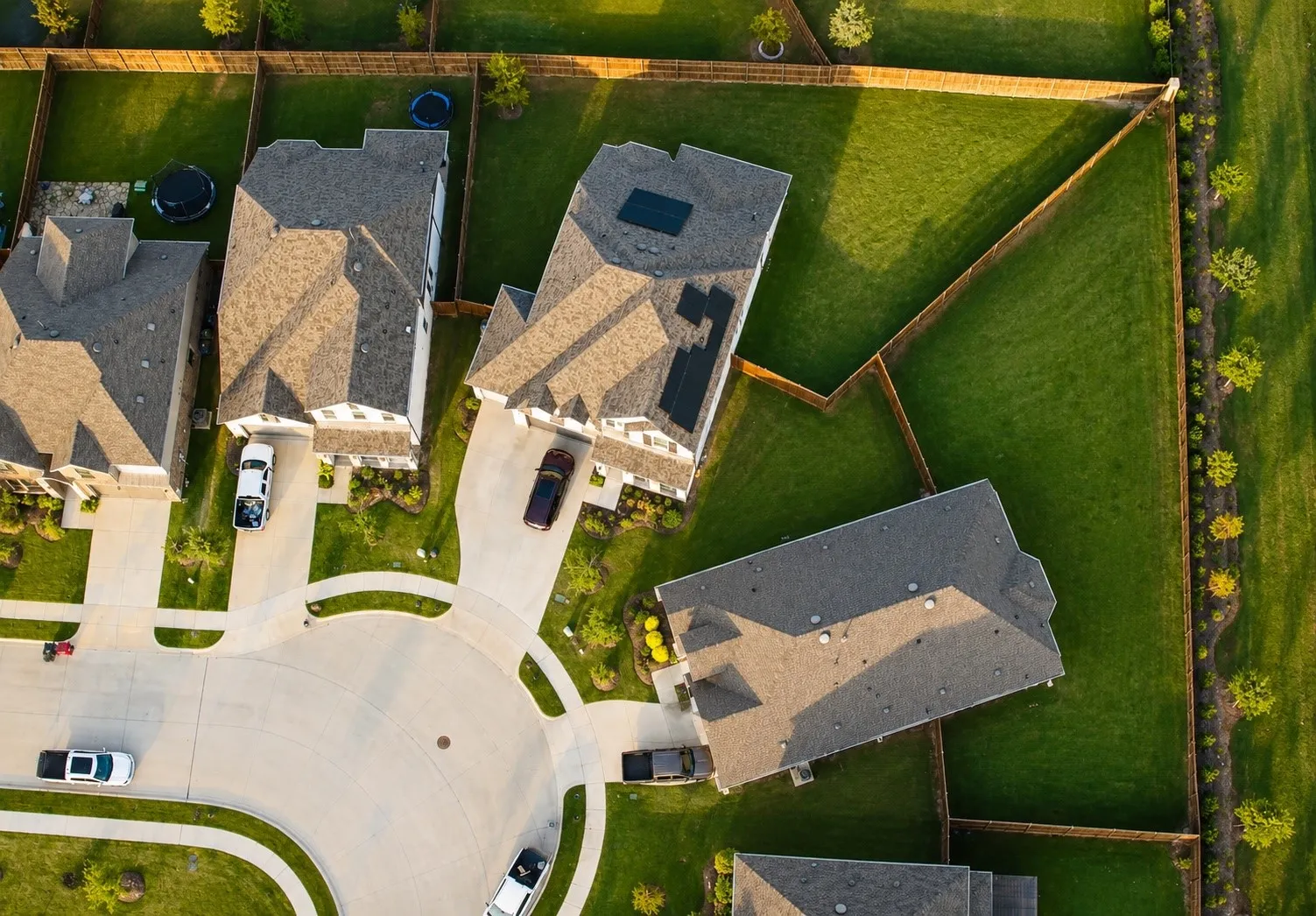 Single Family Residence For Sale in Grayson County , 185 Ivy Parkway, Van Alstyne, Texas 75495, 5 Bedroom, 4 Bathroom, 3 Garage spaces, 3,100 Sqft, built in 2022, mls#21292540, Real Estate Agent in Van Alstyne, Homes For Sale in Grayson county, Homes For Sale in Van Alstyne, Realtor in Van Alstyne Texas, Real Estate Brokerage Independent Realty Texas, Luminita Cordes Realtor