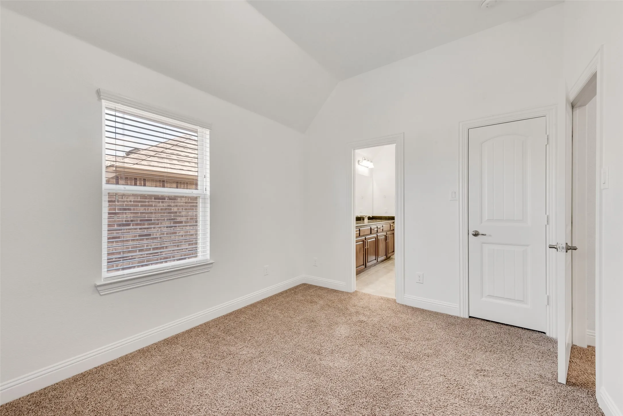 Single Family Residence For Rent in Collin County , 10409 Jackson Hole Lane, Mc Kinney, Texas 75072, 4 Bedroom, 4 Bathroom, 2 Garage spaces, 3,672 Sqft, built in 2015, mls#21292602, Real Estate Agent in Mc Kinney, Homes For Rent in Collin county, Homes For Rent in Mc Kinney, Realtor in Mc Kinney Texas, Real Estate Brokerage Independent Realty Texas, Luminita Cordes Realtor