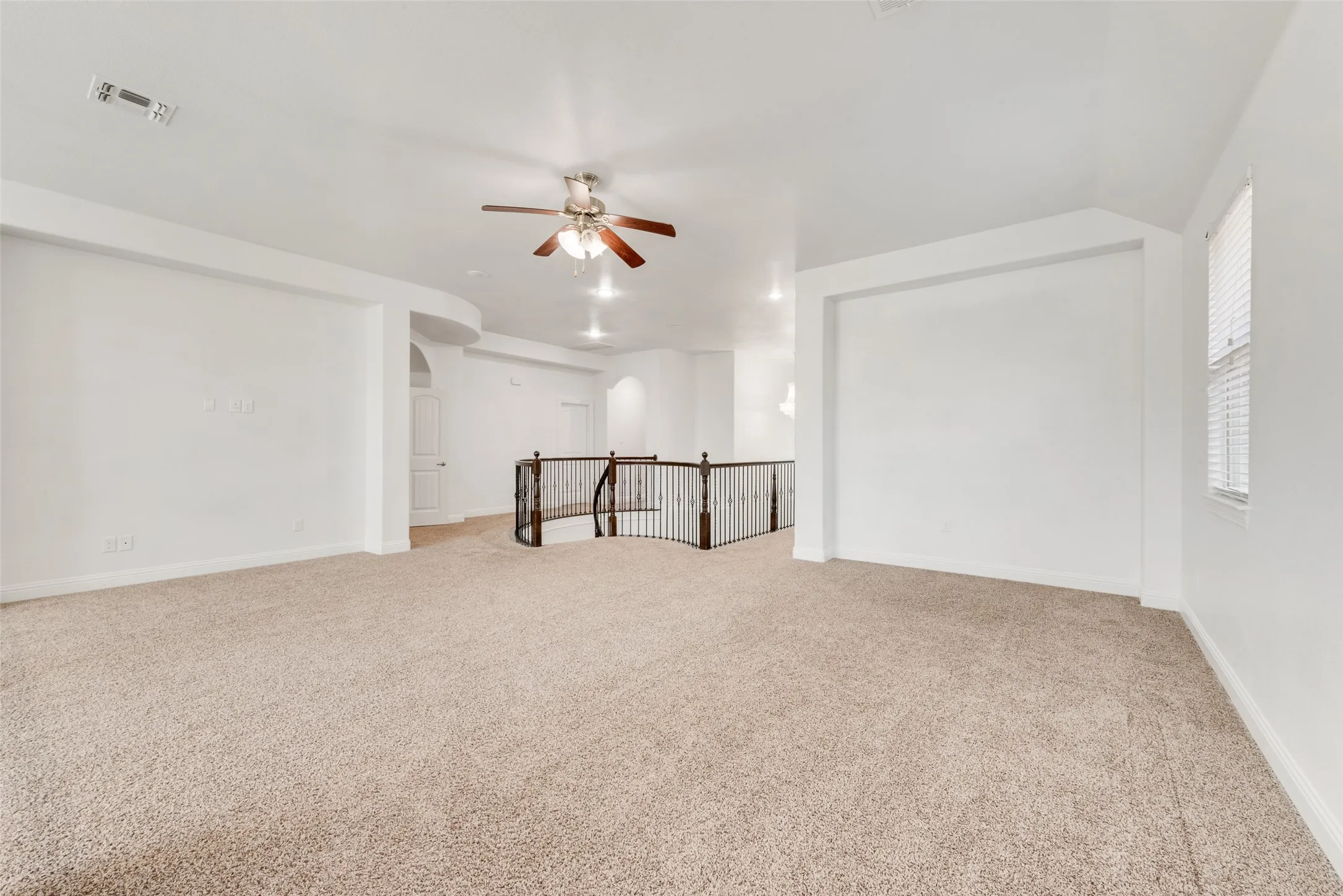 Single Family Residence For Rent in Collin County , 10409 Jackson Hole Lane, Mc Kinney, Texas 75072, 4 Bedroom, 4 Bathroom, 2 Garage spaces, 3,672 Sqft, built in 2015, mls#21292602, Real Estate Agent in Mc Kinney, Homes For Rent in Collin county, Homes For Rent in Mc Kinney, Realtor in Mc Kinney Texas, Real Estate Brokerage Independent Realty Texas, Luminita Cordes Realtor