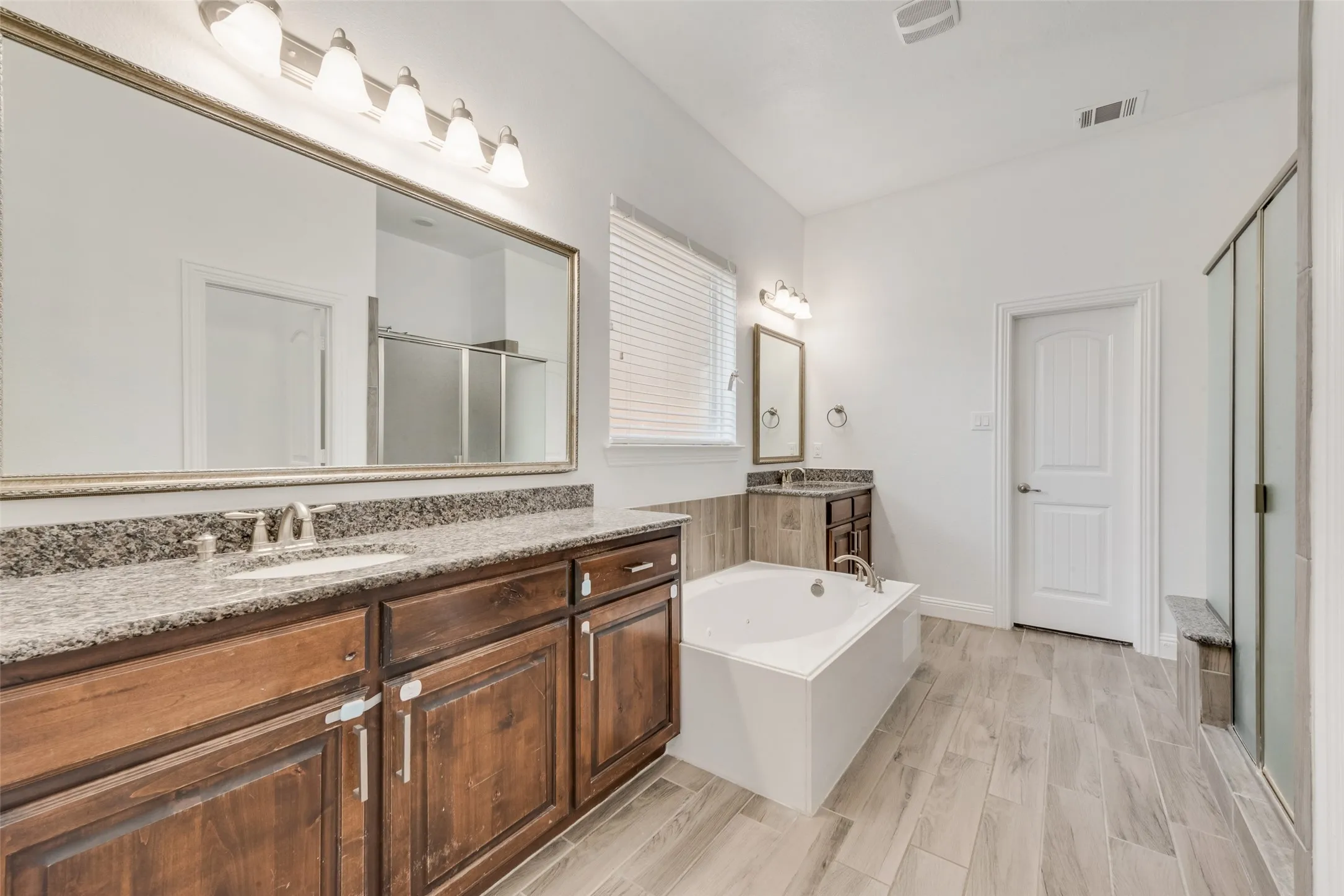 Single Family Residence For Rent in Collin County , 10409 Jackson Hole Lane, Mc Kinney, Texas 75072, 4 Bedroom, 4 Bathroom, 2 Garage spaces, 3,672 Sqft, built in 2015, mls#21292602, Real Estate Agent in Mc Kinney, Homes For Rent in Collin county, Homes For Rent in Mc Kinney, Realtor in Mc Kinney Texas, Real Estate Brokerage Independent Realty Texas, Luminita Cordes Realtor