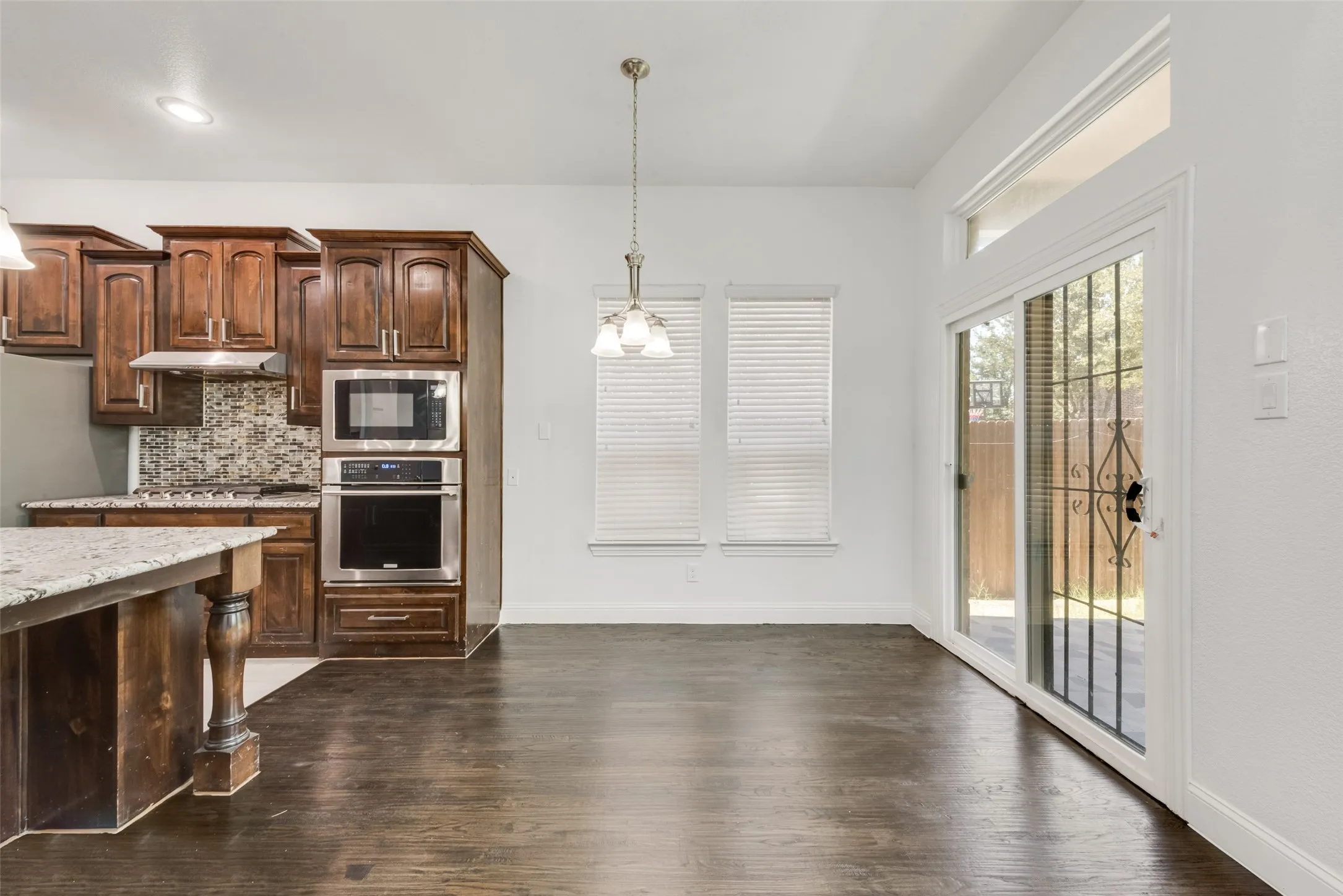 Single Family Residence For Rent in Collin County , 10409 Jackson Hole Lane, Mc Kinney, Texas 75072, 4 Bedroom, 4 Bathroom, 2 Garage spaces, 3,672 Sqft, built in 2015, mls#21292602, Real Estate Agent in Mc Kinney, Homes For Rent in Collin county, Homes For Rent in Mc Kinney, Realtor in Mc Kinney Texas, Real Estate Brokerage Independent Realty Texas, Luminita Cordes Realtor