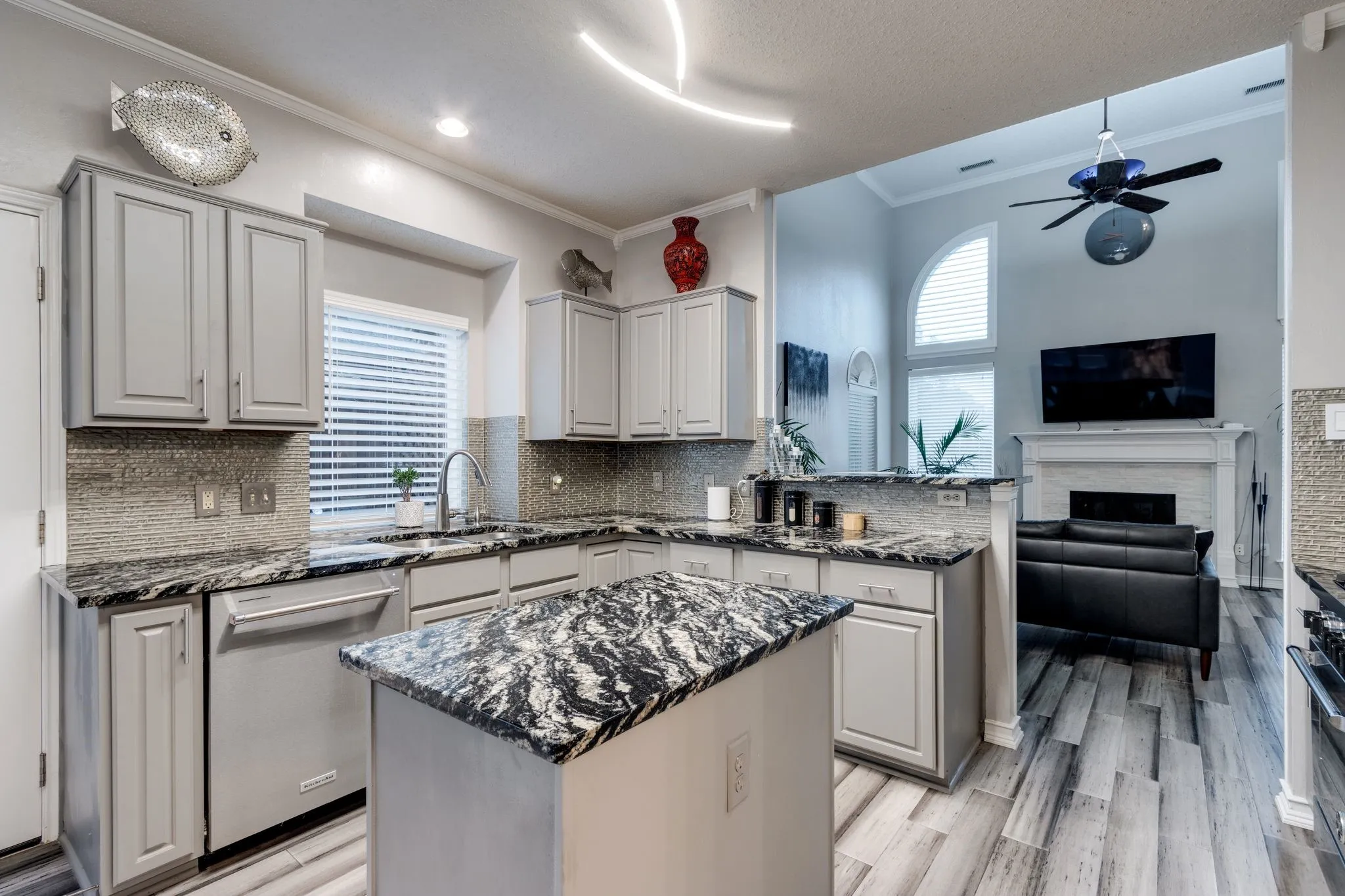 Single Family Residence For Sale in Collin County , 2337 Terping Place, Plano, Texas 75025, 3 Bedroom, 3 Bathroom, 2 Garage spaces, 1,668 Sqft, built in 1994, mls#21285731, Real Estate Agent in Plano, Homes For Sale in Collin county, Homes For Sale in Plano, Realtor in Plano Texas, Real Estate Brokerage Independent Realty Texas, Luminita Cordes Realtor
