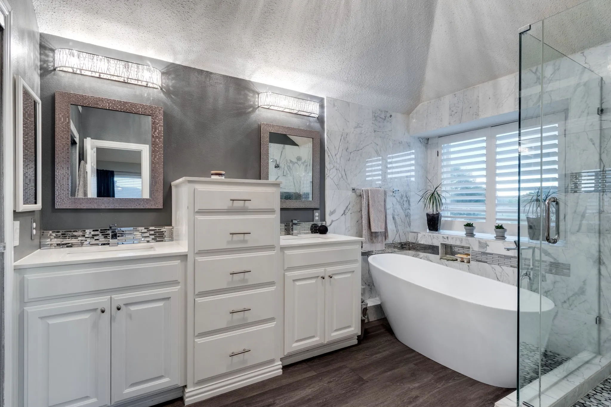 Single Family Residence For Sale in Collin County , 2337 Terping Place, Plano, Texas 75025, 3 Bedroom, 3 Bathroom, 2 Garage spaces, 1,668 Sqft, built in 1994, mls#21285731, Real Estate Agent in Plano, Homes For Sale in Collin county, Homes For Sale in Plano, Realtor in Plano Texas, Real Estate Brokerage Independent Realty Texas, Luminita Cordes Realtor