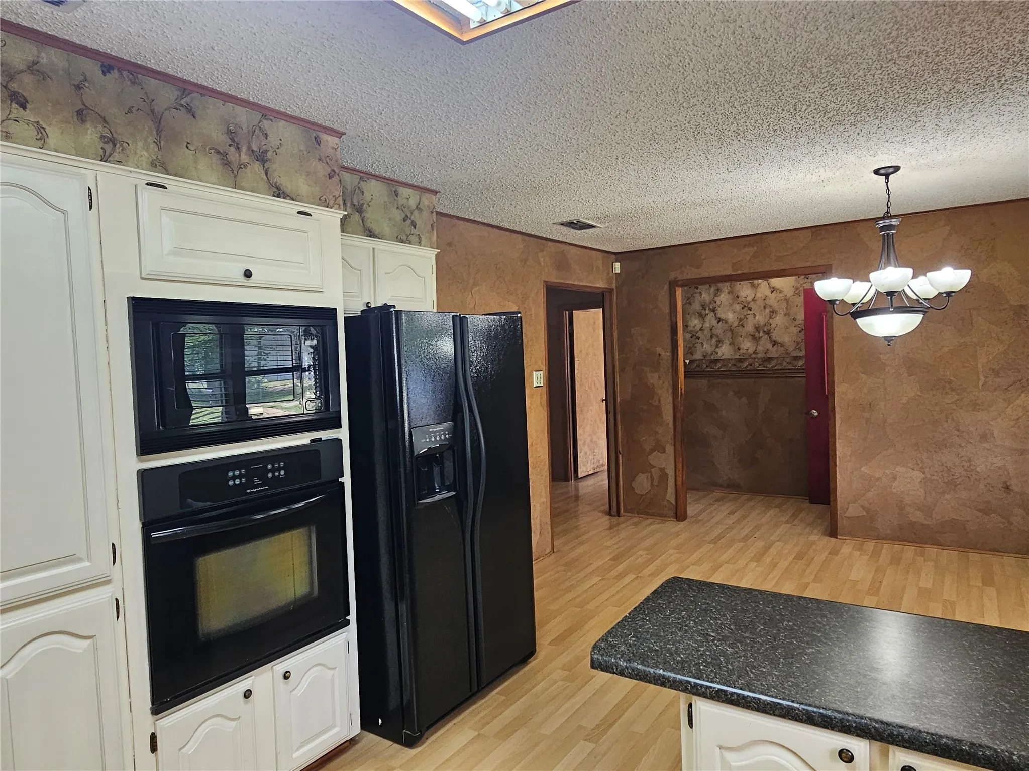 Single Family Residence For Sale in Wood County , 260 County Road 1885, Yantis, Texas 75497, 3 Bedroom, 2 Bathroom, 2 Garage spaces, 2,611 Sqft, built in 1984, Price $285,000, mls#21291244, Real Estate Agent in Yantis, Homes For Sale in Wood county, Homes For Sale in Yantis, Realtor in Yantis Texas, Real Estate Brokerage Independent Realty Texas, Luminita Cordes Realtor