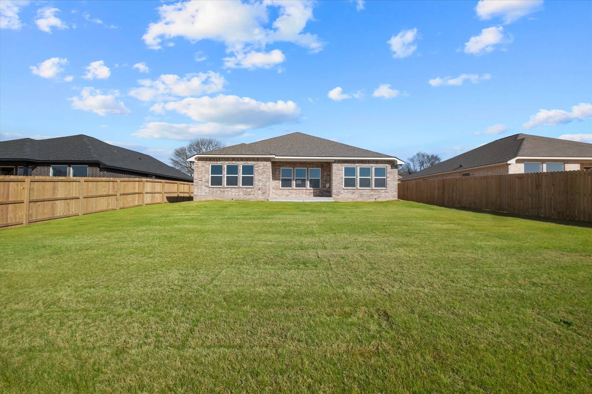 Single Family Residence For Sale in Smith County , 16529 Crossing Circle, Lindale, Texas 75771, 4 Bedroom, 2 Bathroom, 2 Garage spaces, 1,735 Sqft, built in 2026, mls#21292628, Real Estate Agent in Lindale, Homes For Sale in Smith county, Homes For Sale in Lindale, Realtor in Lindale Texas, Real Estate Brokerage Independent Realty Texas, Luminita Cordes Realtor