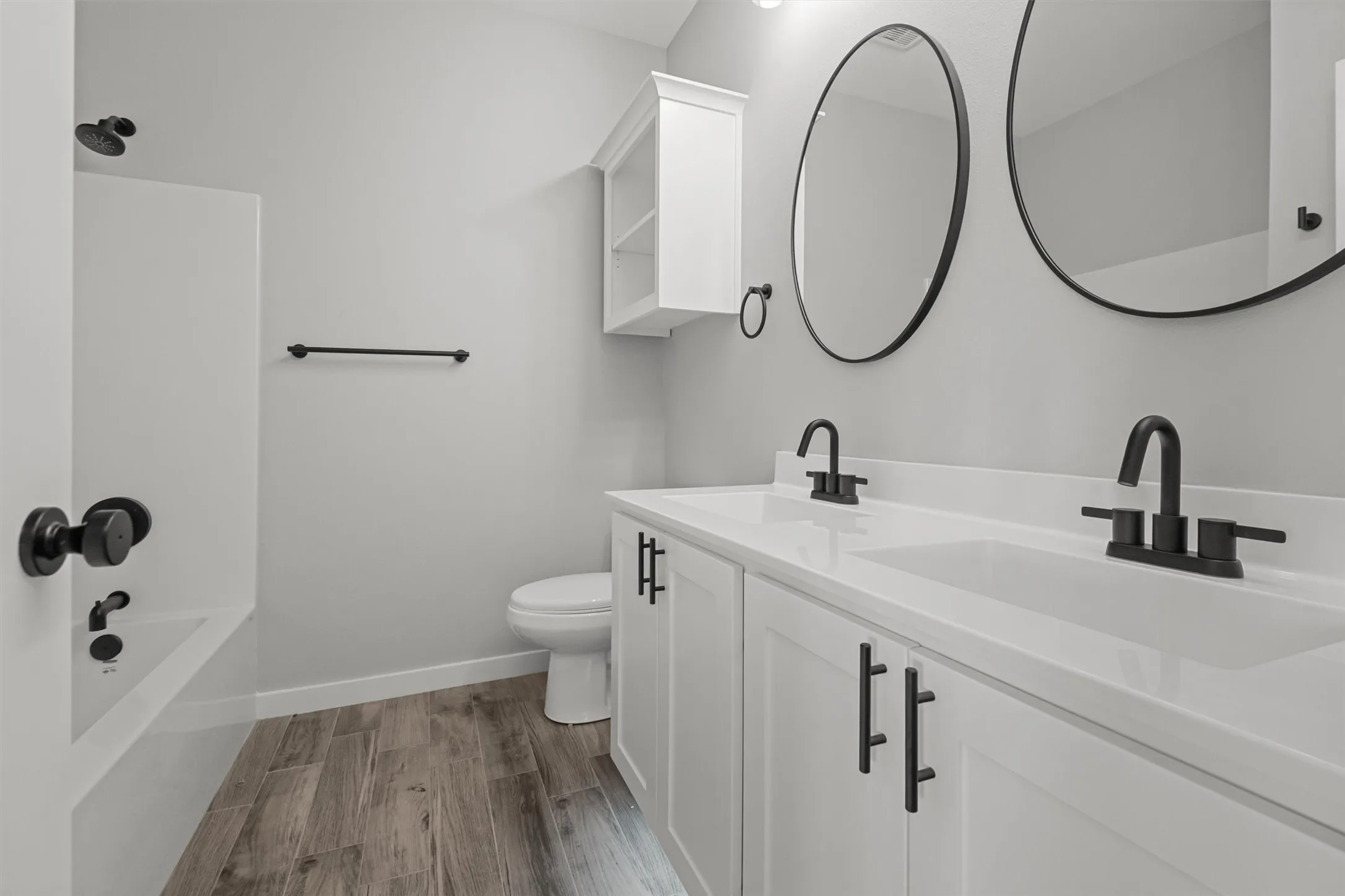 Single Family Residence For Sale in Smith County , 16529 Crossing Circle, Lindale, Texas 75771, 4 Bedroom, 2 Bathroom, 2 Garage spaces, 1,735 Sqft, built in 2026, mls#21292628, Real Estate Agent in Lindale, Homes For Sale in Smith county, Homes For Sale in Lindale, Realtor in Lindale Texas, Real Estate Brokerage Independent Realty Texas, Luminita Cordes Realtor