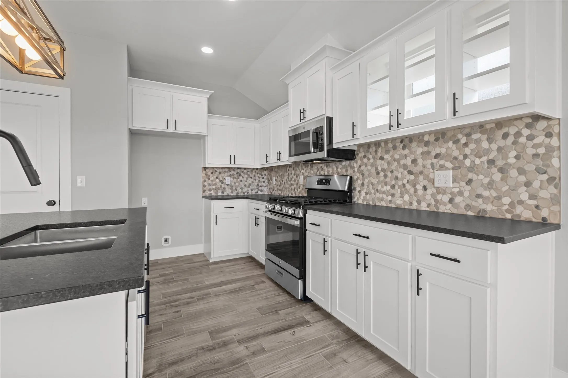 Single Family Residence For Sale in Smith County , 16529 Crossing Circle, Lindale, Texas 75771, 4 Bedroom, 2 Bathroom, 2 Garage spaces, 1,735 Sqft, built in 2026, mls#21292628, Real Estate Agent in Lindale, Homes For Sale in Smith county, Homes For Sale in Lindale, Realtor in Lindale Texas, Real Estate Brokerage Independent Realty Texas, Luminita Cordes Realtor