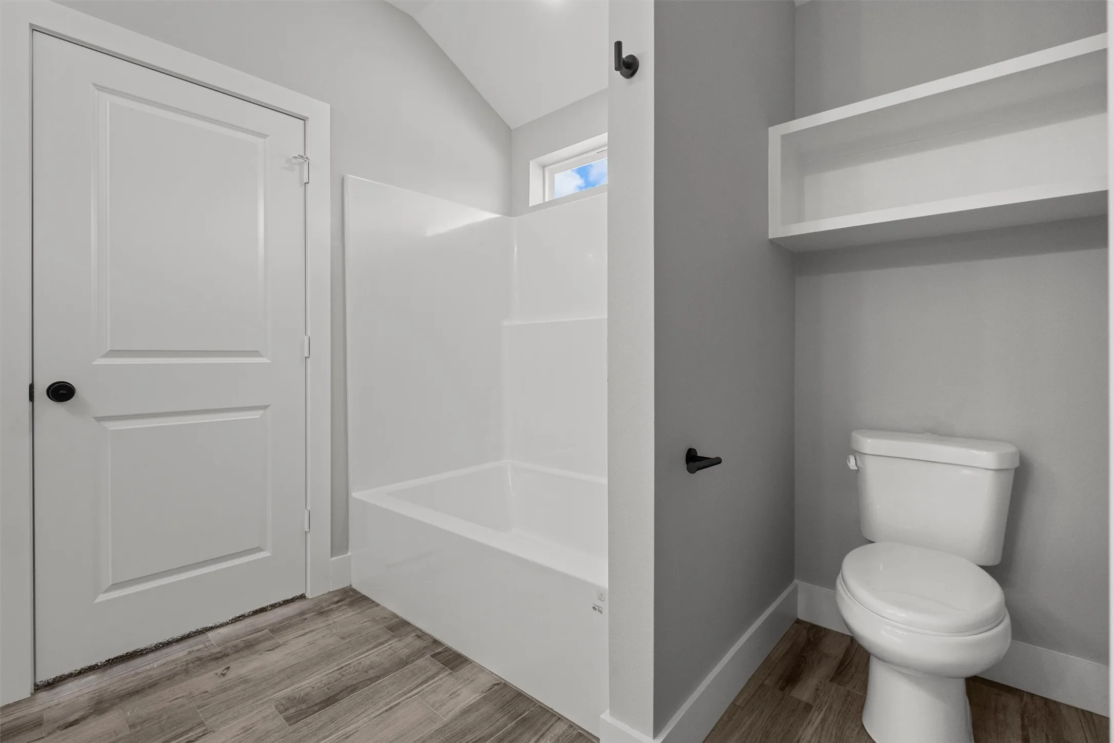 Single Family Residence For Sale in Smith County , 16529 Crossing Circle, Lindale, Texas 75771, 4 Bedroom, 2 Bathroom, 2 Garage spaces, 1,735 Sqft, built in 2026, mls#21292628, Real Estate Agent in Lindale, Homes For Sale in Smith county, Homes For Sale in Lindale, Realtor in Lindale Texas, Real Estate Brokerage Independent Realty Texas, Luminita Cordes Realtor