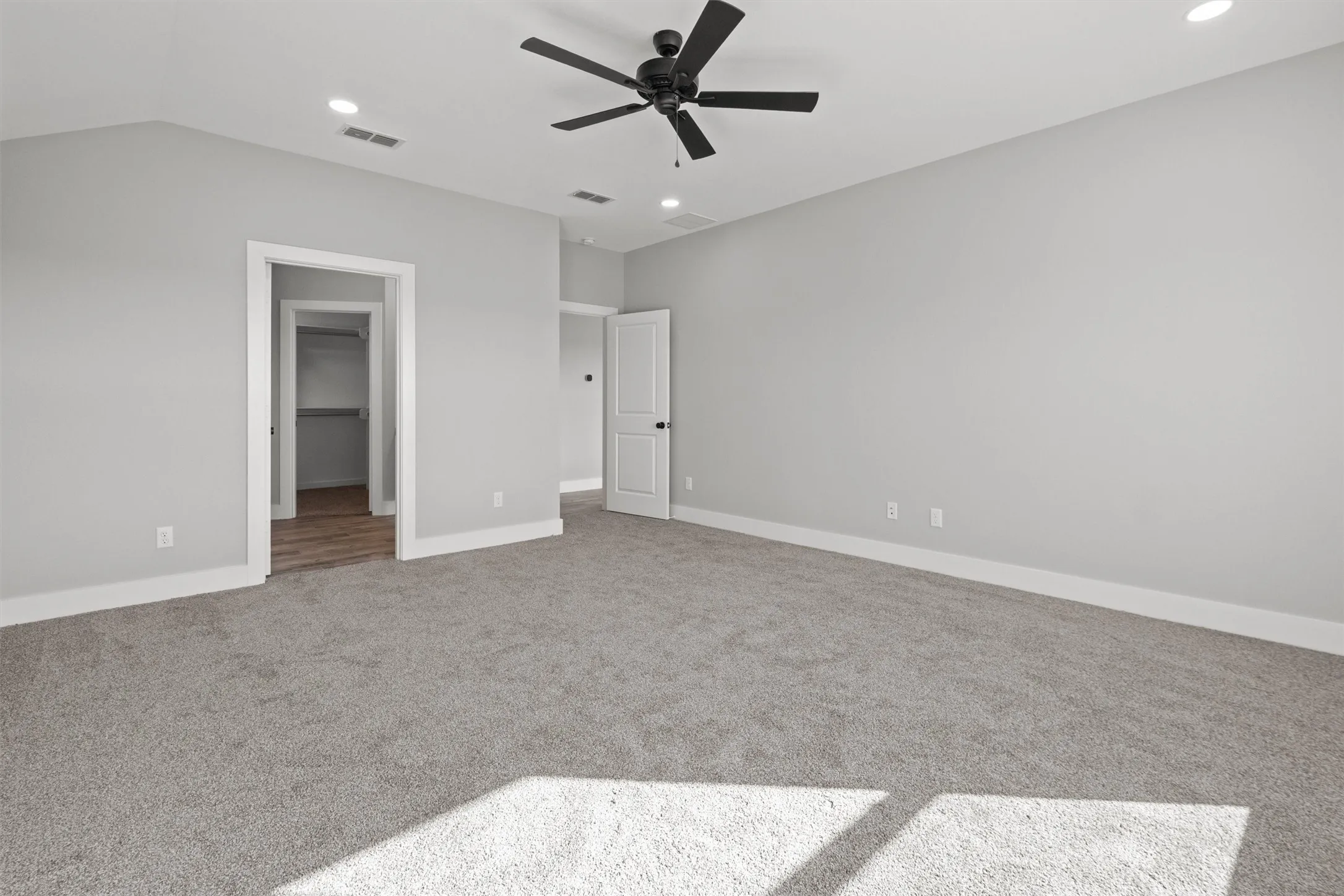 Single Family Residence For Sale in Smith County , 16529 Crossing Circle, Lindale, Texas 75771, 4 Bedroom, 2 Bathroom, 2 Garage spaces, 1,735 Sqft, built in 2026, mls#21292628, Real Estate Agent in Lindale, Homes For Sale in Smith county, Homes For Sale in Lindale, Realtor in Lindale Texas, Real Estate Brokerage Independent Realty Texas, Luminita Cordes Realtor