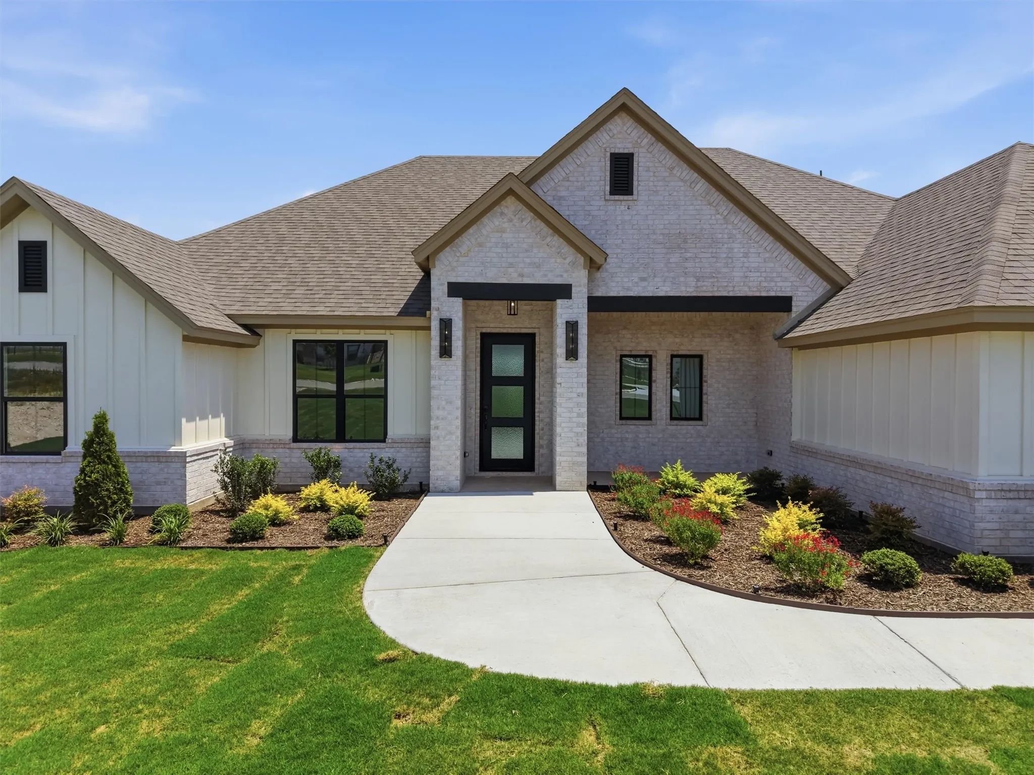 Single Family Residence For Sale in Parker County , 3131 Infinity Drive, Weatherford, Texas 76087, 4 Bedroom, 3 Bathroom, 3 Garage spaces, 2,513 Sqft, built in 2026, mls#21291186, Real Estate Agent in Weatherford, Homes For Sale in Parker county, Homes For Sale in Weatherford, Realtor in Weatherford Texas, Real Estate Brokerage Independent Realty Texas, Luminita Cordes Realtor