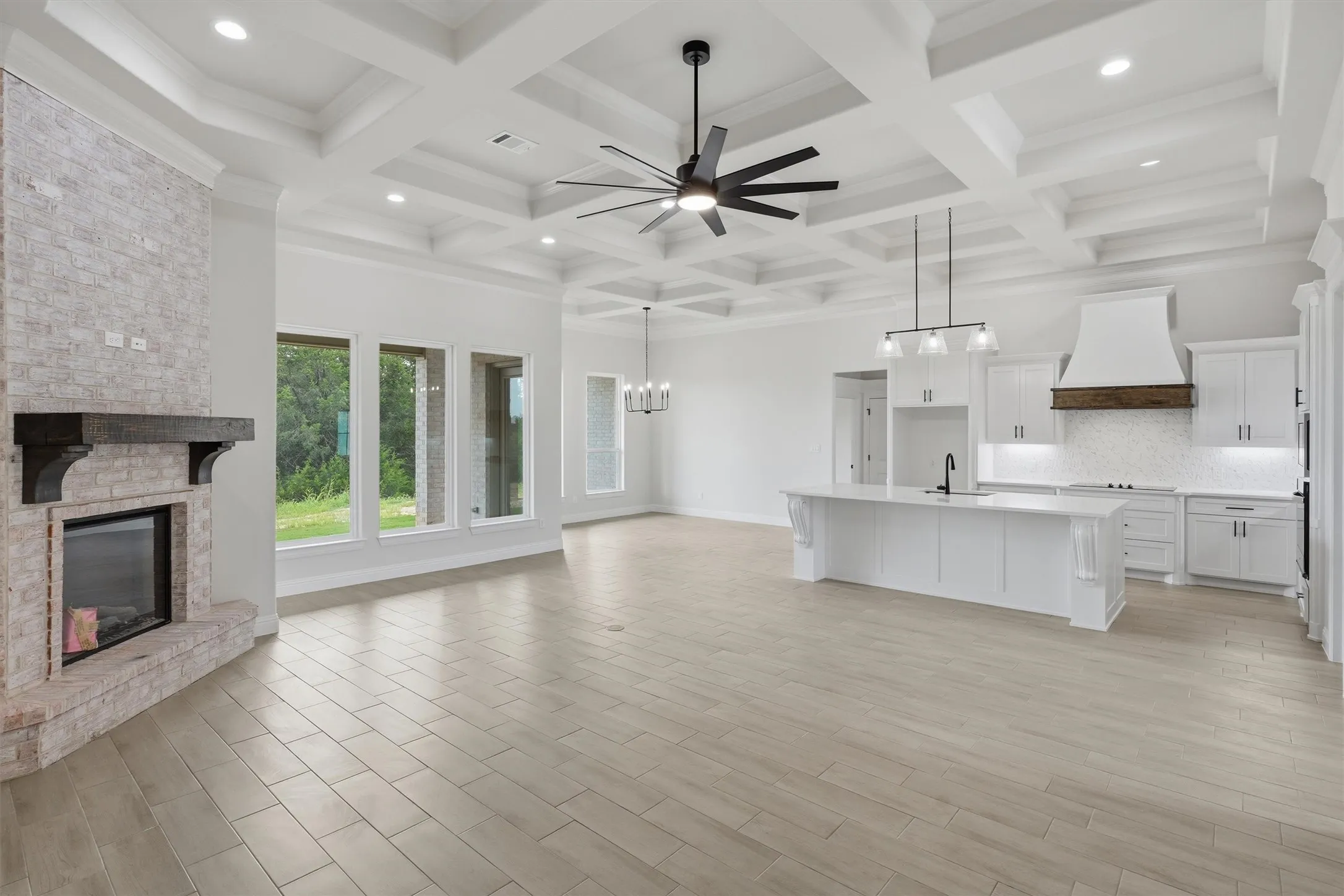 Single Family Residence For Sale in Parker County , 3131 Infinity Drive, Weatherford, Texas 76087, 4 Bedroom, 3 Bathroom, 3 Garage spaces, 2,513 Sqft, built in 2026, mls#21291186, Real Estate Agent in Weatherford, Homes For Sale in Parker county, Homes For Sale in Weatherford, Realtor in Weatherford Texas, Real Estate Brokerage Independent Realty Texas, Luminita Cordes Realtor