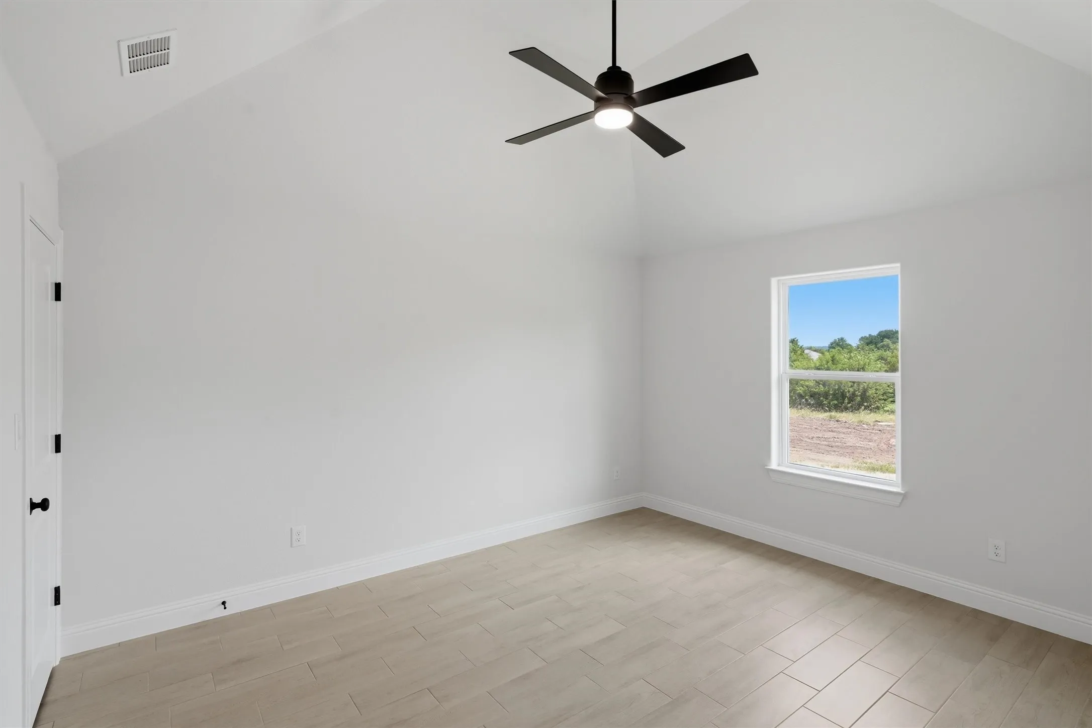 Single Family Residence For Sale in Parker County , 3131 Infinity Drive, Weatherford, Texas 76087, 4 Bedroom, 3 Bathroom, 3 Garage spaces, 2,513 Sqft, built in 2026, mls#21291186, Real Estate Agent in Weatherford, Homes For Sale in Parker county, Homes For Sale in Weatherford, Realtor in Weatherford Texas, Real Estate Brokerage Independent Realty Texas, Luminita Cordes Realtor