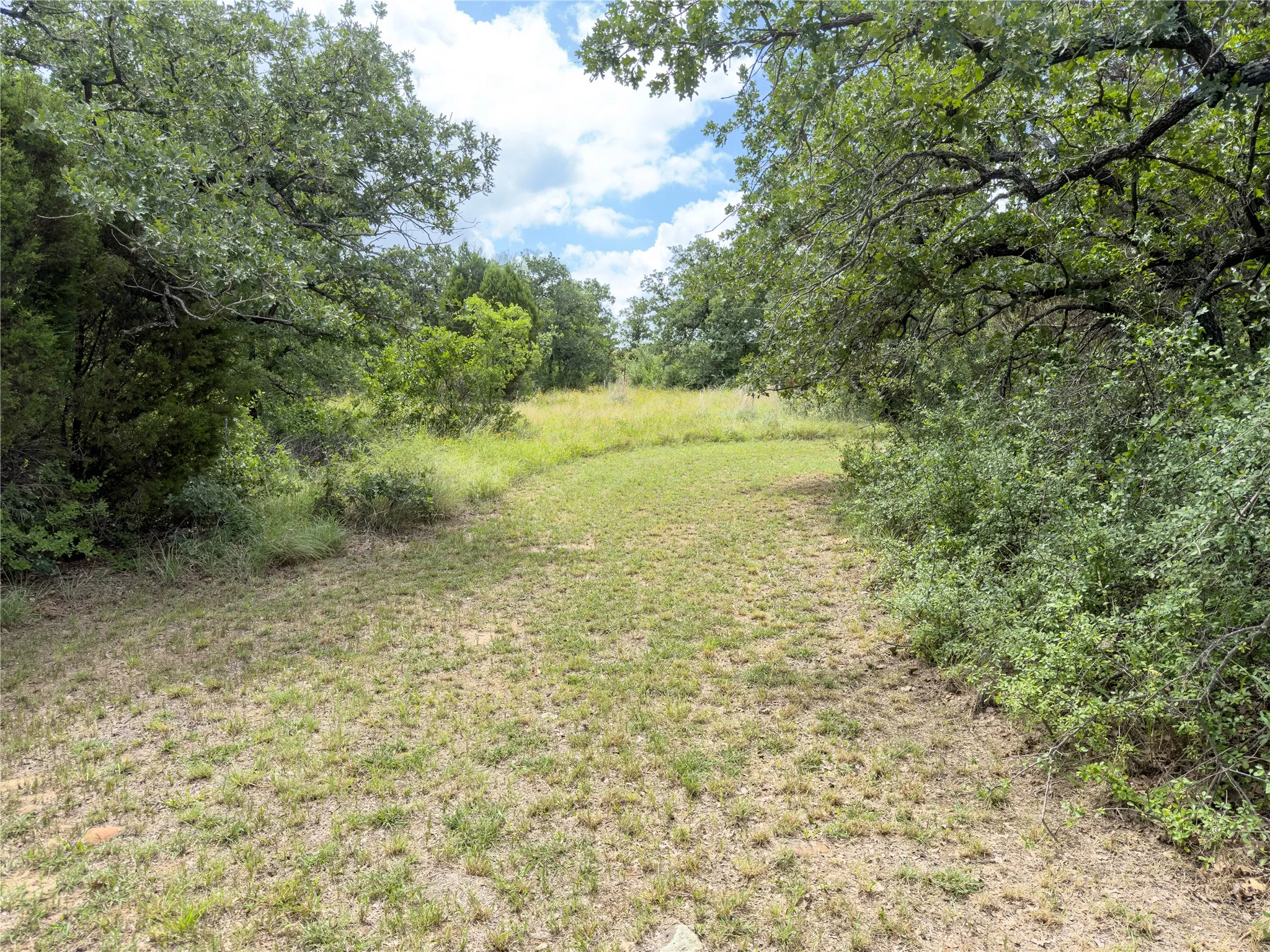 Single Family Residence For Sale in Palo Pinto County , 1102 NE 23rd Street, Mineral Wells, Texas 76067, 3 Bedroom, 2 Bathroom, Garage spaces, 2,080 Sqft, built in 1989, mls#21292349, Real Estate Agent in Mineral Wells, Homes For Sale in Palo Pinto county, Homes For Sale in Mineral Wells, Realtor in Mineral Wells Texas, Real Estate Brokerage Independent Realty Texas, Luminita Cordes Realtor