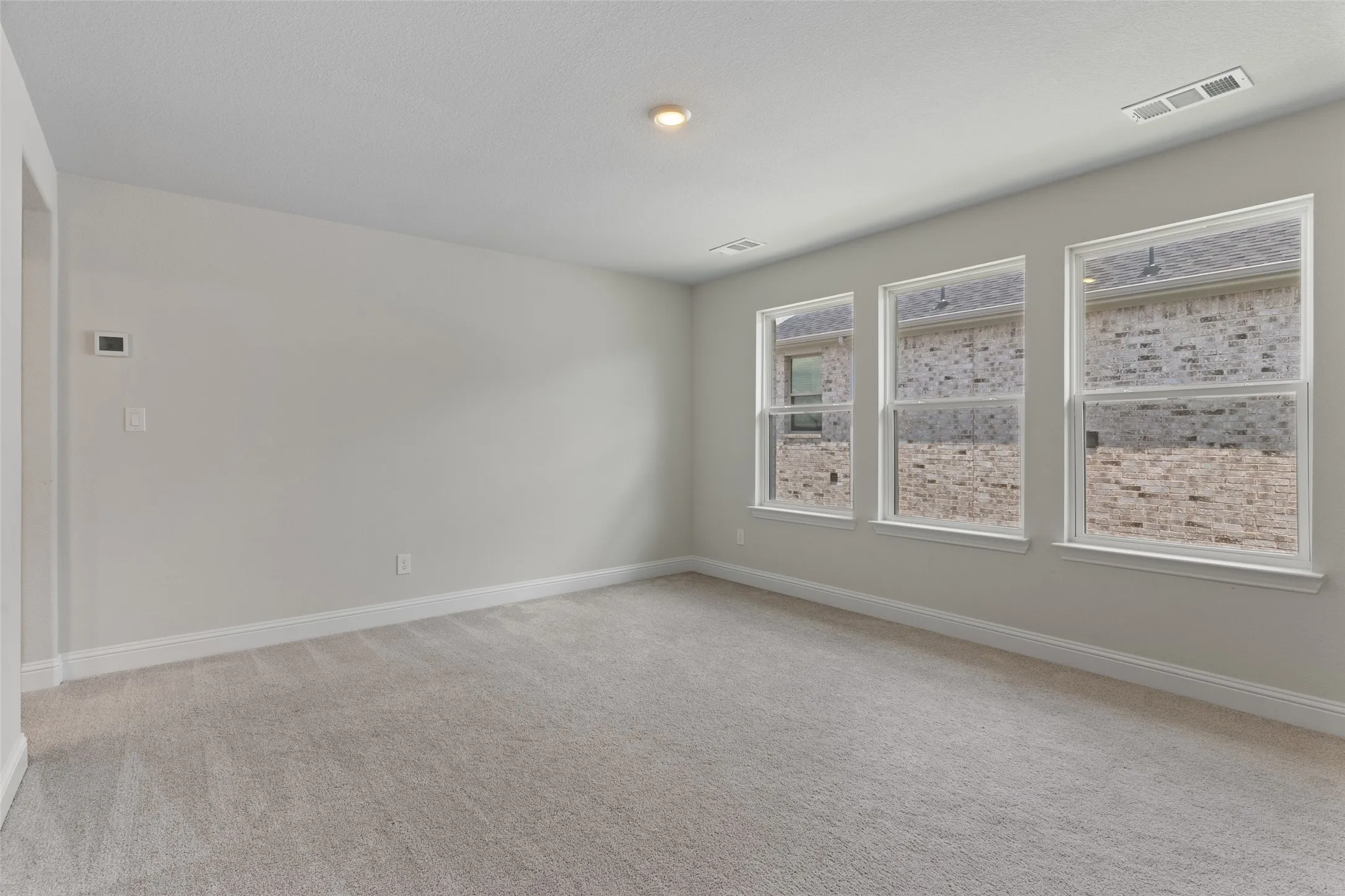Single Family Residence For Sale in Collin County , 207 Midnight Trail, Melissa, Texas 75454, 5 Bedroom, 4 Bathroom, 3 Garage spaces, 2,881 Sqft, built in 2023, mls#21280165, Real Estate Agent in Melissa, Homes For Sale in Collin county, Homes For Sale in Melissa, Realtor in Melissa Texas, Real Estate Brokerage Independent Realty Texas, Luminita Cordes Realtor