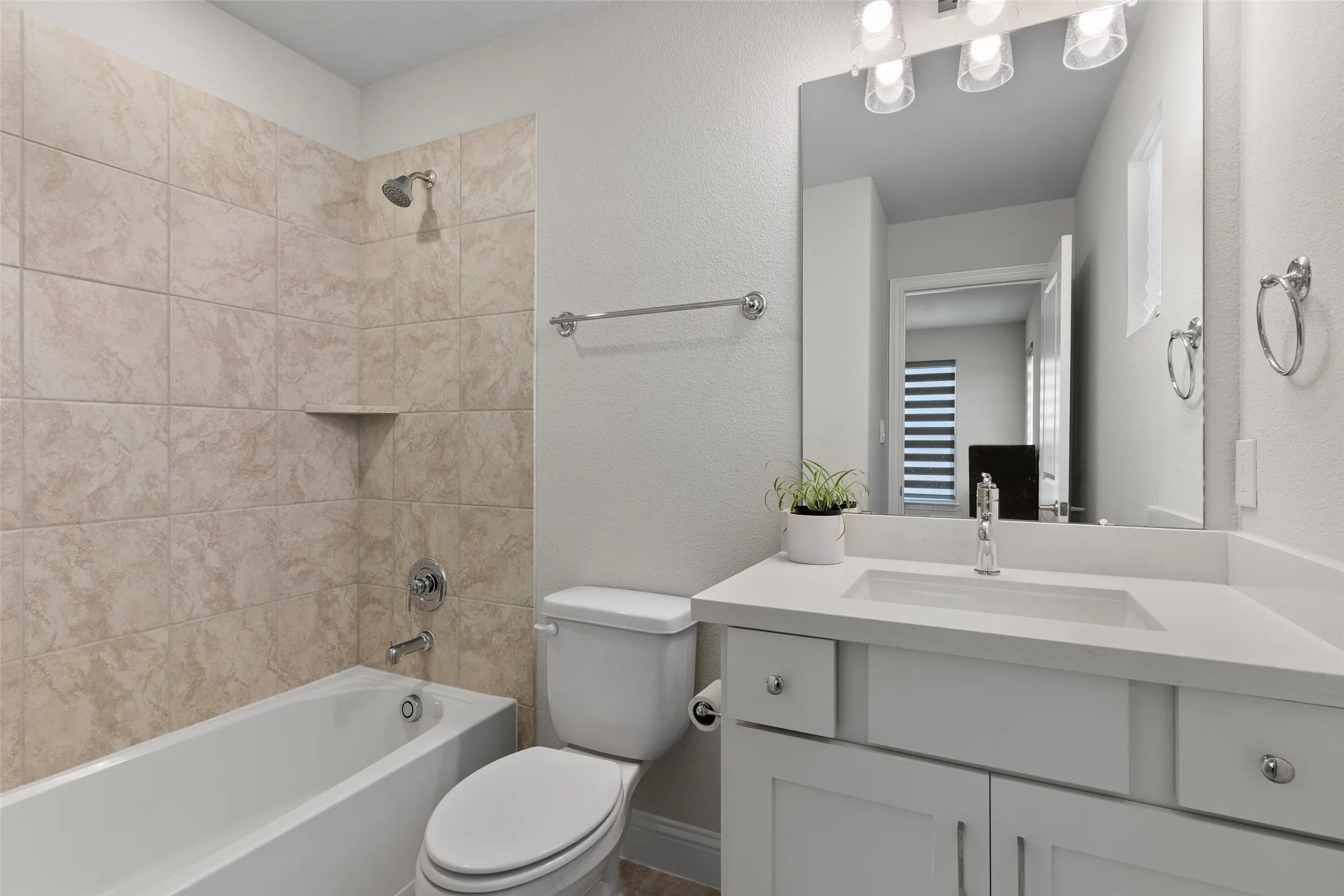Single Family Residence For Sale in Collin County , 207 Midnight Trail, Melissa, Texas 75454, 5 Bedroom, 4 Bathroom, 3 Garage spaces, 2,881 Sqft, built in 2023, mls#21280165, Real Estate Agent in Melissa, Homes For Sale in Collin county, Homes For Sale in Melissa, Realtor in Melissa Texas, Real Estate Brokerage Independent Realty Texas, Luminita Cordes Realtor