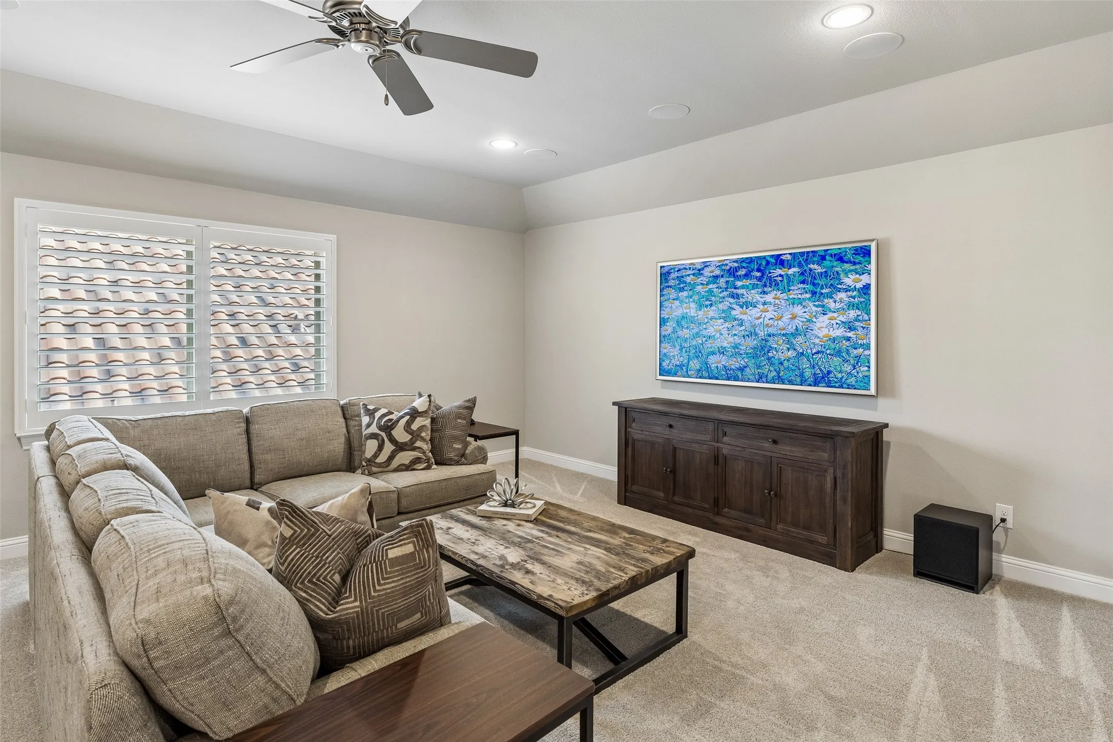 Single Family Residence For Sale in Collin County , 6611 Compton Court, Frisco, Texas 75034, 3 Bedroom, 4 Bathroom, 3 Garage spaces, 3,548 Sqft, built in 2015, mls#21291370, Real Estate Agent in Frisco, Homes For Sale in Collin county, Homes For Sale in Frisco, Realtor in Frisco Texas, Real Estate Brokerage Independent Realty Texas, Luminita Cordes Realtor