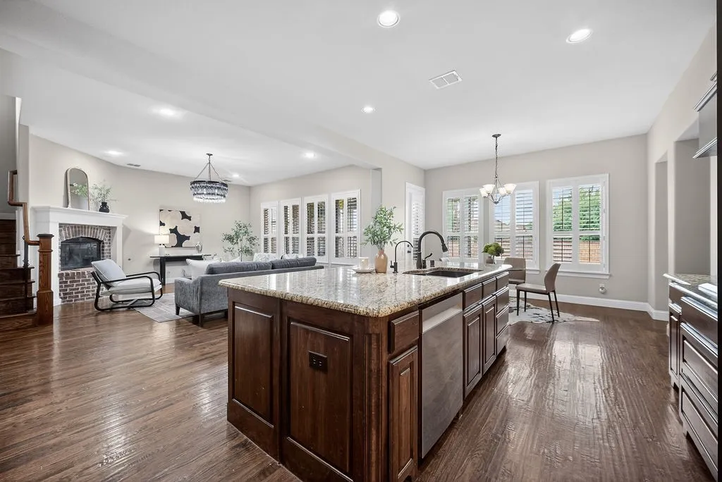 Single Family Residence For Sale in Denton County , 1651 Saddle Tree Road, Frisco, Texas 75036, 5 Bedrooms, 4 Bathrooms, 3 Garage spaces, 4,069 Sqft, built in 2013, Price $899,000, mls#21291823, Real Estate Agent in Frisco, Homes For Sale in Denton county, Homes For Sale in Frisco, Realtor in Frisco Texas, Real Estate Brokerage Independent Realty Texas, Luminita Cordes Realtor