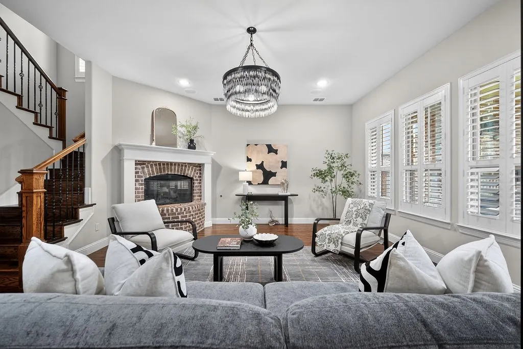 Single Family Residence For Sale in Denton County , 1651 Saddle Tree Road, Frisco, Texas 75036, 5 Bedrooms, 4 Bathrooms, 3 Garage spaces, 4,069 Sqft, built in 2013, Price $899,000, mls#21291823, Real Estate Agent in Frisco, Homes For Sale in Denton county, Homes For Sale in Frisco, Realtor in Frisco Texas, Real Estate Brokerage Independent Realty Texas, Luminita Cordes Realtor