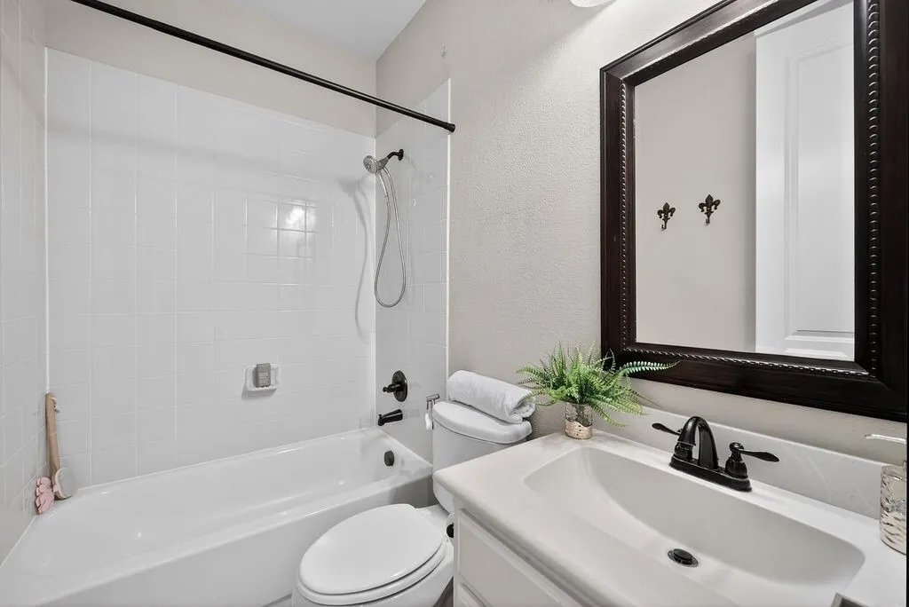 Single Family Residence For Sale in Denton County , 1651 Saddle Tree Road, Frisco, Texas 75036, 5 Bedrooms, 4 Bathrooms, 3 Garage spaces, 4,069 Sqft, built in 2013, Price $899,000, mls#21291823, Real Estate Agent in Frisco, Homes For Sale in Denton county, Homes For Sale in Frisco, Realtor in Frisco Texas, Real Estate Brokerage Independent Realty Texas, Luminita Cordes Realtor
