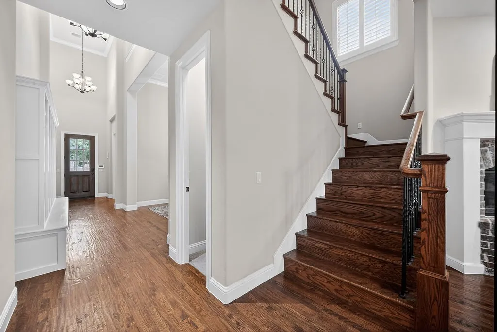 Single Family Residence For Sale in Denton County , 1651 Saddle Tree Road, Frisco, Texas 75036, 5 Bedrooms, 4 Bathrooms, 3 Garage spaces, 4,069 Sqft, built in 2013, Price $899,000, mls#21291823, Real Estate Agent in Frisco, Homes For Sale in Denton county, Homes For Sale in Frisco, Realtor in Frisco Texas, Real Estate Brokerage Independent Realty Texas, Luminita Cordes Realtor
