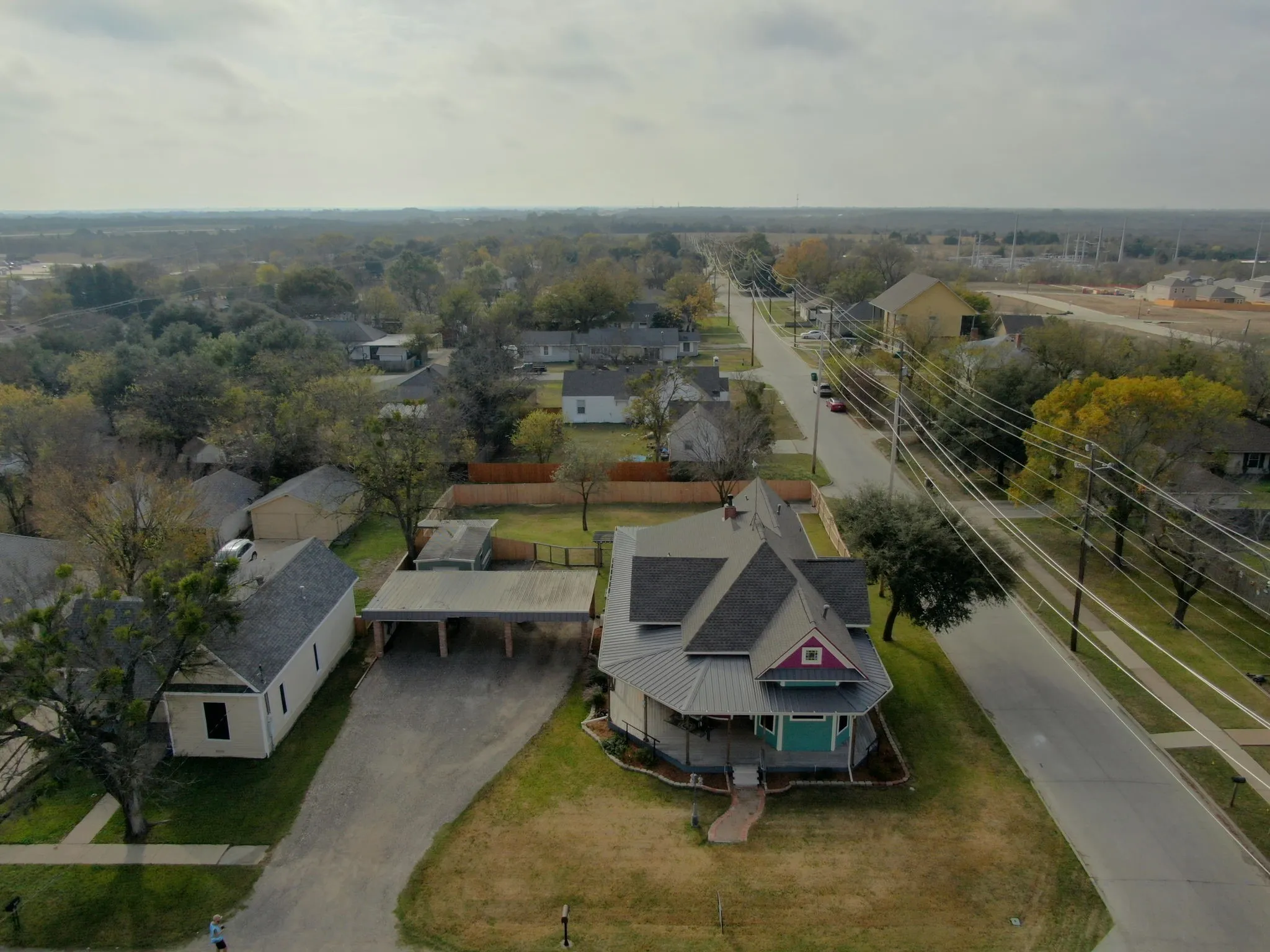 Single Family Residence For Sale in Ellis County , 312 W 8th Street, Ferris, Texas 75125, 3 Bedroom, 3 Bathroom, Garage spaces, 2,230 Sqft, built in 1889, mls#21292658, Real Estate Agent in Ferris, Homes For Sale in Ellis county, Homes For Sale in Ferris, Realtor in Ferris Texas, Real Estate Brokerage Independent Realty Texas, Luminita Cordes Realtor