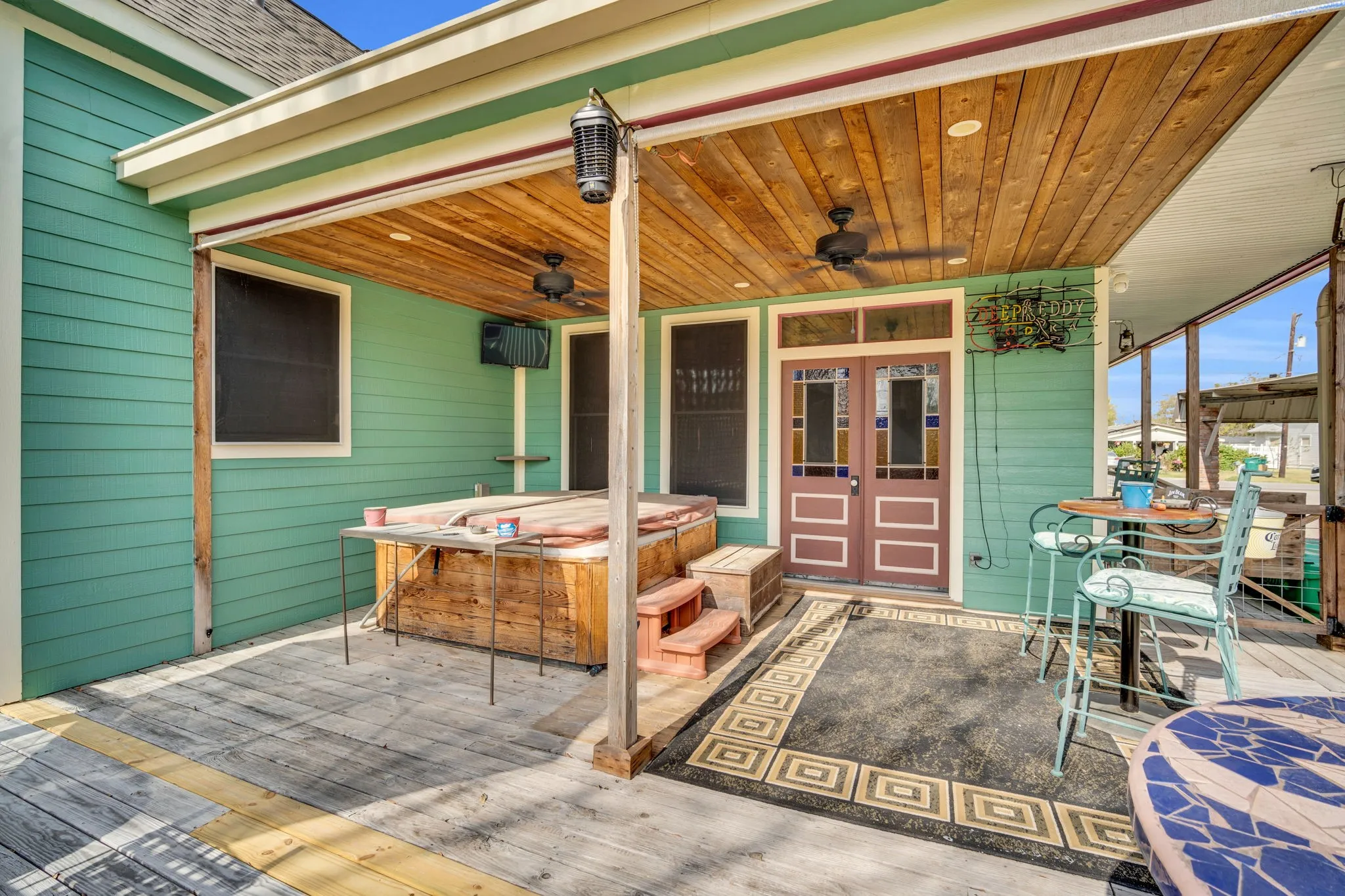 Single Family Residence For Sale in Ellis County , 312 W 8th Street, Ferris, Texas 75125, 3 Bedroom, 3 Bathroom, Garage spaces, 2,230 Sqft, built in 1889, mls#21292658, Real Estate Agent in Ferris, Homes For Sale in Ellis county, Homes For Sale in Ferris, Realtor in Ferris Texas, Real Estate Brokerage Independent Realty Texas, Luminita Cordes Realtor
