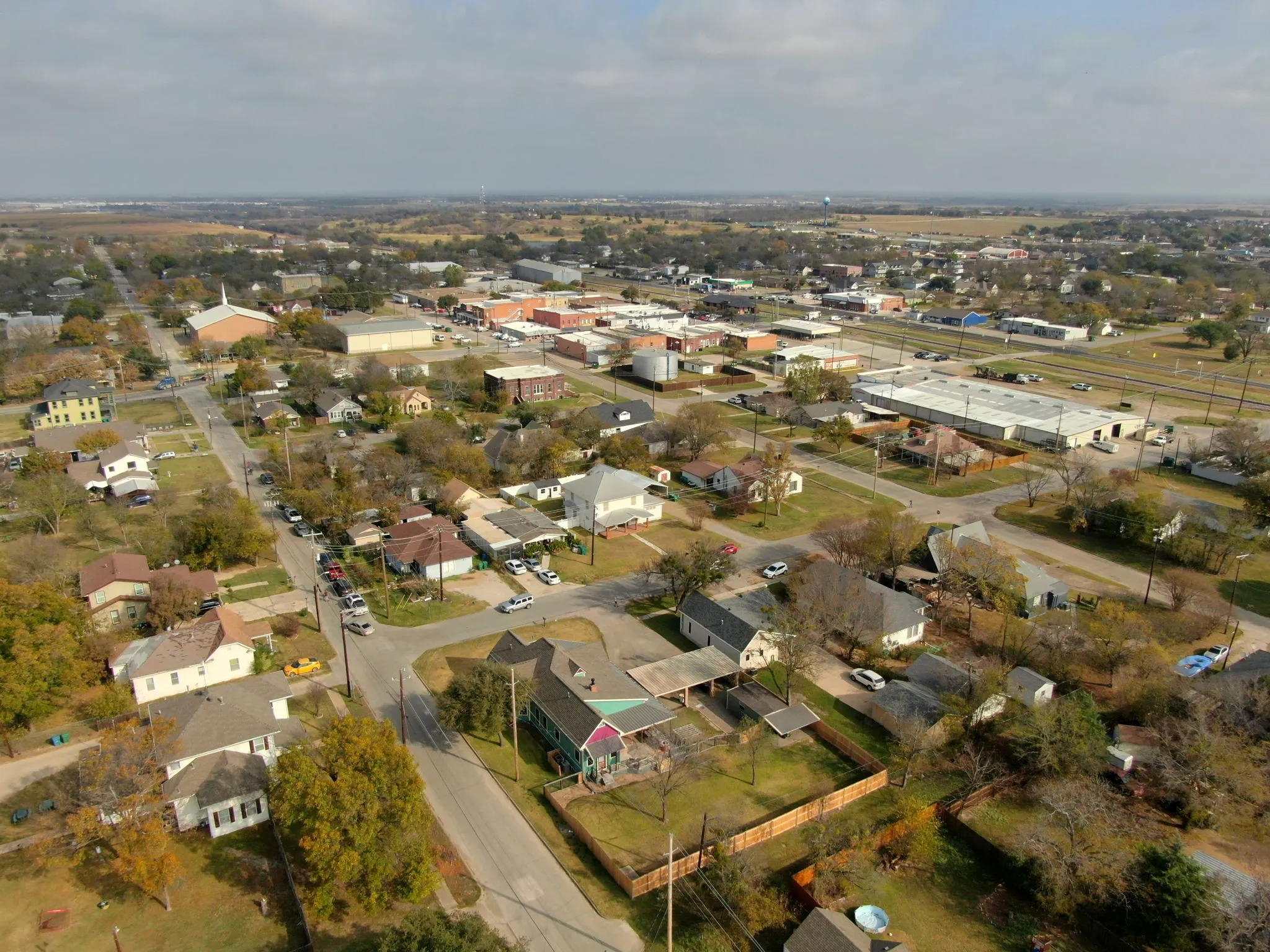 Single Family Residence For Sale in Ellis County , 312 W 8th Street, Ferris, Texas 75125, 3 Bedroom, 3 Bathroom, Garage spaces, 2,230 Sqft, built in 1889, mls#21292658, Real Estate Agent in Ferris, Homes For Sale in Ellis county, Homes For Sale in Ferris, Realtor in Ferris Texas, Real Estate Brokerage Independent Realty Texas, Luminita Cordes Realtor