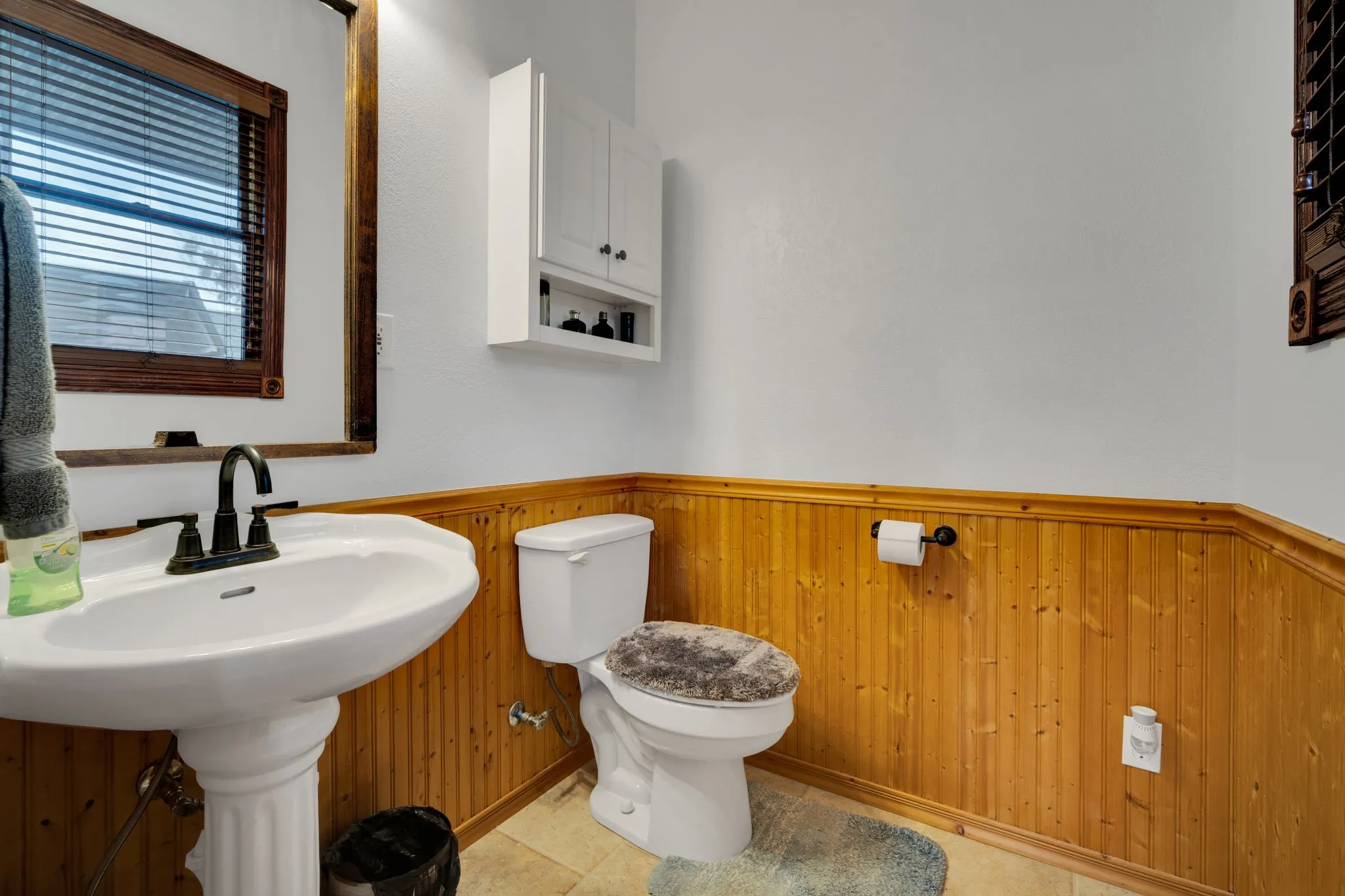 Single Family Residence For Sale in Ellis County , 312 W 8th Street, Ferris, Texas 75125, 3 Bedroom, 3 Bathroom, Garage spaces, 2,230 Sqft, built in 1889, mls#21292658, Real Estate Agent in Ferris, Homes For Sale in Ellis county, Homes For Sale in Ferris, Realtor in Ferris Texas, Real Estate Brokerage Independent Realty Texas, Luminita Cordes Realtor