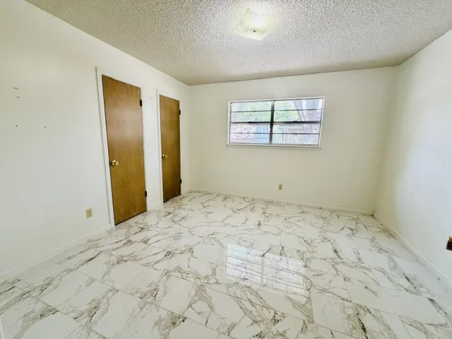 Single Family Residence For Sale in Taylor County , 2942 Arrowhead Drive, Abilene, Texas 79606, 3 Bedroom, 2 Bathroom, 2 Garage spaces, 2,148 Sqft, built in 1971, mls#21290563, Real Estate Agent in Abilene, Homes For Sale in Taylor county, Homes For Sale in Abilene, Realtor in Abilene Texas, Real Estate Brokerage Independent Realty Texas, Luminita Cordes Realtor