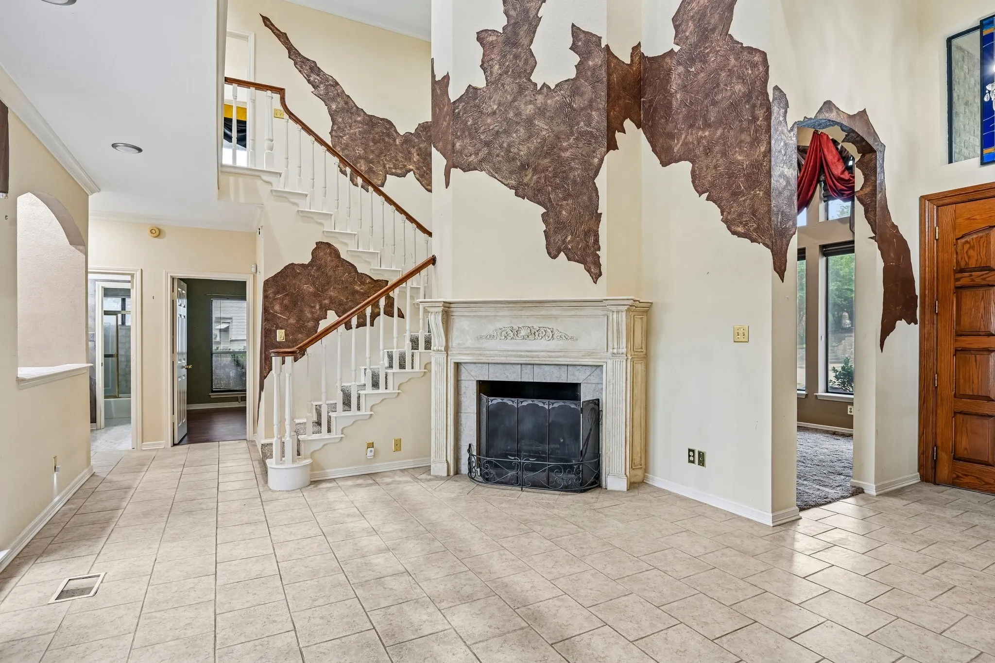 Single Family Residence For Sale in Rockwall County , 128 Sceptre Drive, Rockwall, Texas 75032, 4 Bedroom, 4 Bathroom, 2 Garage spaces, 3,520 Sqft, built in 1985, mls#21286229, Real Estate Agent in Rockwall, Homes For Sale in Rockwall county, Homes For Sale in Rockwall, Realtor in Rockwall Texas, Real Estate Brokerage Independent Realty Texas, Luminita Cordes Realtor