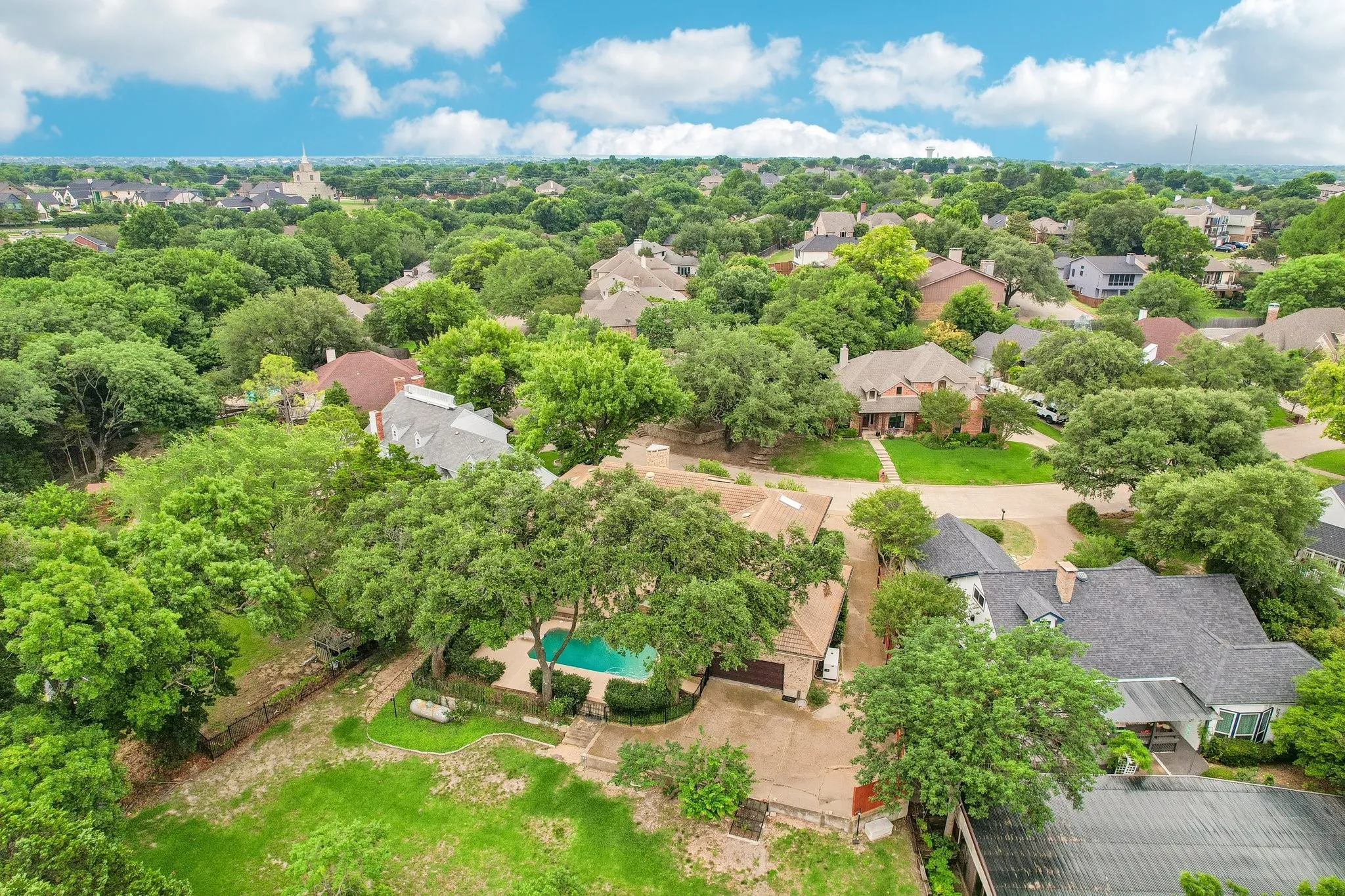 Single Family Residence For Sale in Rockwall County , 128 Sceptre Drive, Rockwall, Texas 75032, 4 Bedroom, 4 Bathroom, 2 Garage spaces, 3,520 Sqft, built in 1985, mls#21286229, Real Estate Agent in Rockwall, Homes For Sale in Rockwall county, Homes For Sale in Rockwall, Realtor in Rockwall Texas, Real Estate Brokerage Independent Realty Texas, Luminita Cordes Realtor