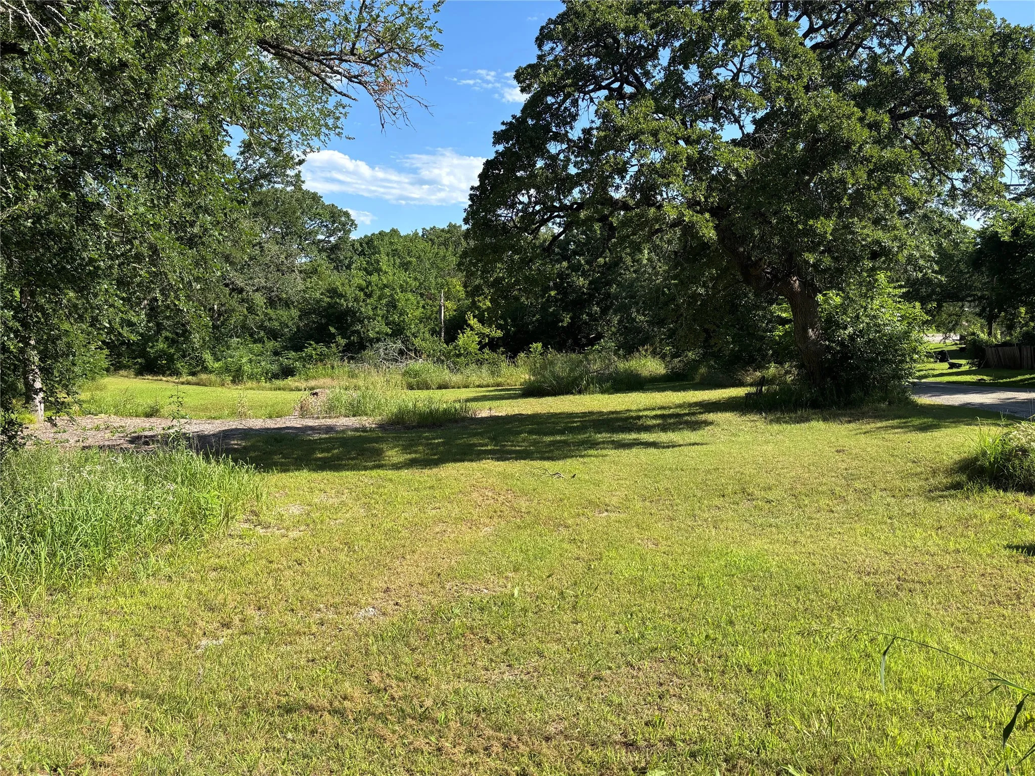 Unimproved Land For Sale in Grayson County , TBD E Morgan Street, Denison, Texas 75021, 0, 0, Garage spaces, 0 Sqft, built in 0, Price $22,000, mls#21292683, Real Estate Agent in Denison, Homes For Sale in Grayson county, Homes For Sale in Denison, Realtor in Denison Texas, Real Estate Brokerage Independent Realty Texas, Luminita Cordes Realtor