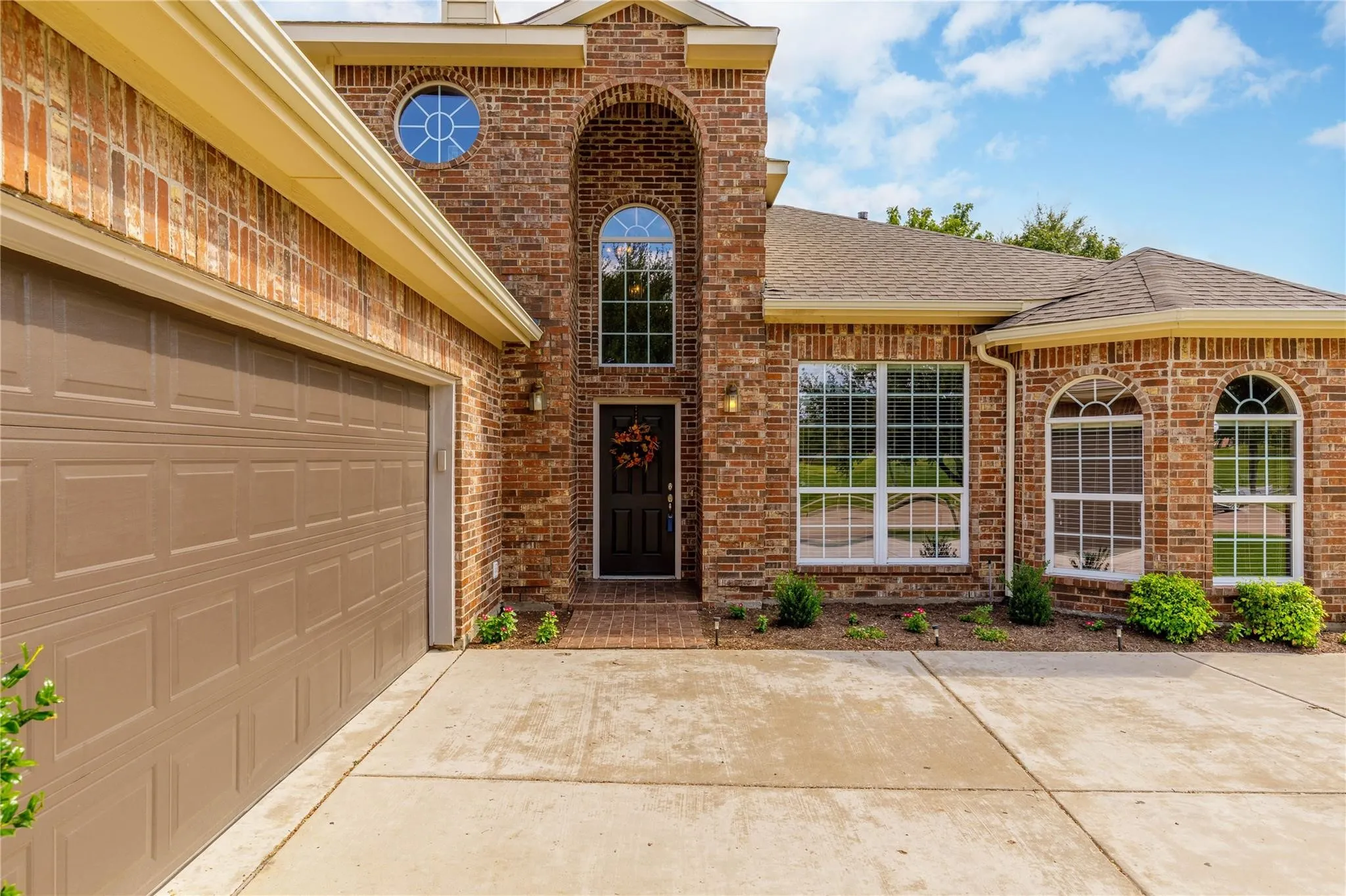 Single Family Residence For Rent in Collin County , 15507 Appaloosa Drive, Frisco, Texas 75035, 4 Bedroom, 3 Bathroom, 2 Garage spaces, 2,830 Sqft, built in 2005, mls#21286414, Real Estate Agent in Frisco, Homes For Rent in Collin county, Homes For Rent in Frisco, Realtor in Frisco Texas, Real Estate Brokerage Independent Realty Texas, Luminita Cordes Realtor
