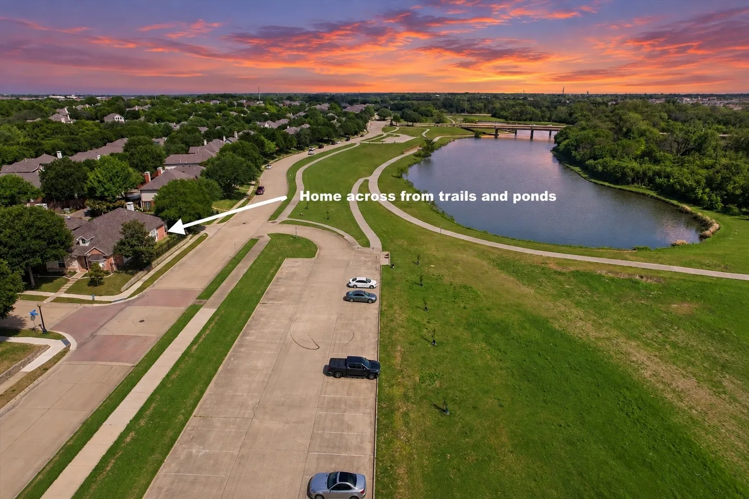 Single Family Residence For Sale in Collin County , 3500 Christopher Lane, Richardson, Texas 75082, 3 Bedroom, 2 Bathroom, 2 Garage spaces, 2,318 Sqft, built in 1998, mls#21292687, Real Estate Agent in Richardson, Homes For Sale in Collin county, Homes For Sale in Richardson, Realtor in Richardson Texas, Real Estate Brokerage Independent Realty Texas, Luminita Cordes Realtor