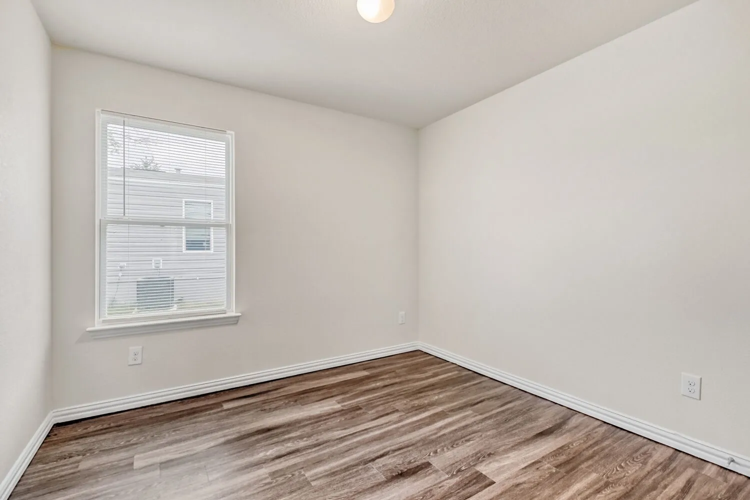 Single Family Residence For Sale in Tarrant County , 1618 Gale Drive, Pelican Bay, Texas 76020, 3 Bedroom, 1 Bathroom, Garage spaces, 1,036 Sqft, built in 2019, mls#21292715, Real Estate Agent in Pelican Bay, Homes For Sale in Tarrant county, Homes For Sale in Pelican Bay, Realtor in Pelican Bay Texas, Real Estate Brokerage Independent Realty Texas, Luminita Cordes Realtor