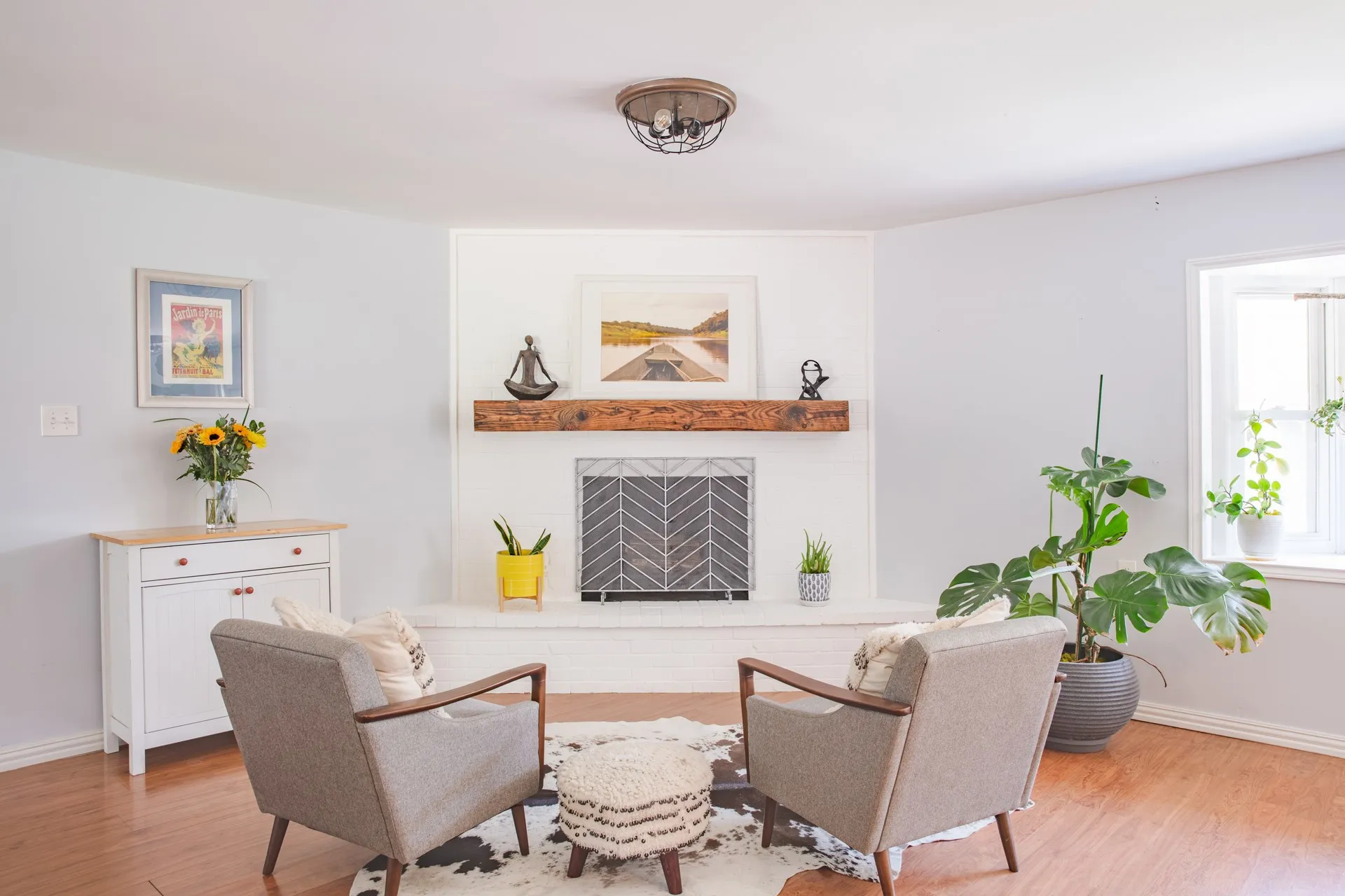 Single Family Residence For Sale in Tarrant County , 609 Hillside Road, Colleyville, Texas 76034, 4 Bedroom, 3 Bathroom, 2 Garage spaces, 2,133 Sqft, built in 1969, mls#21292626, Real Estate Agent in Colleyville, Homes For Sale in Tarrant county, Homes For Sale in Colleyville, Realtor in Colleyville Texas, Real Estate Brokerage Independent Realty Texas, Luminita Cordes Realtor