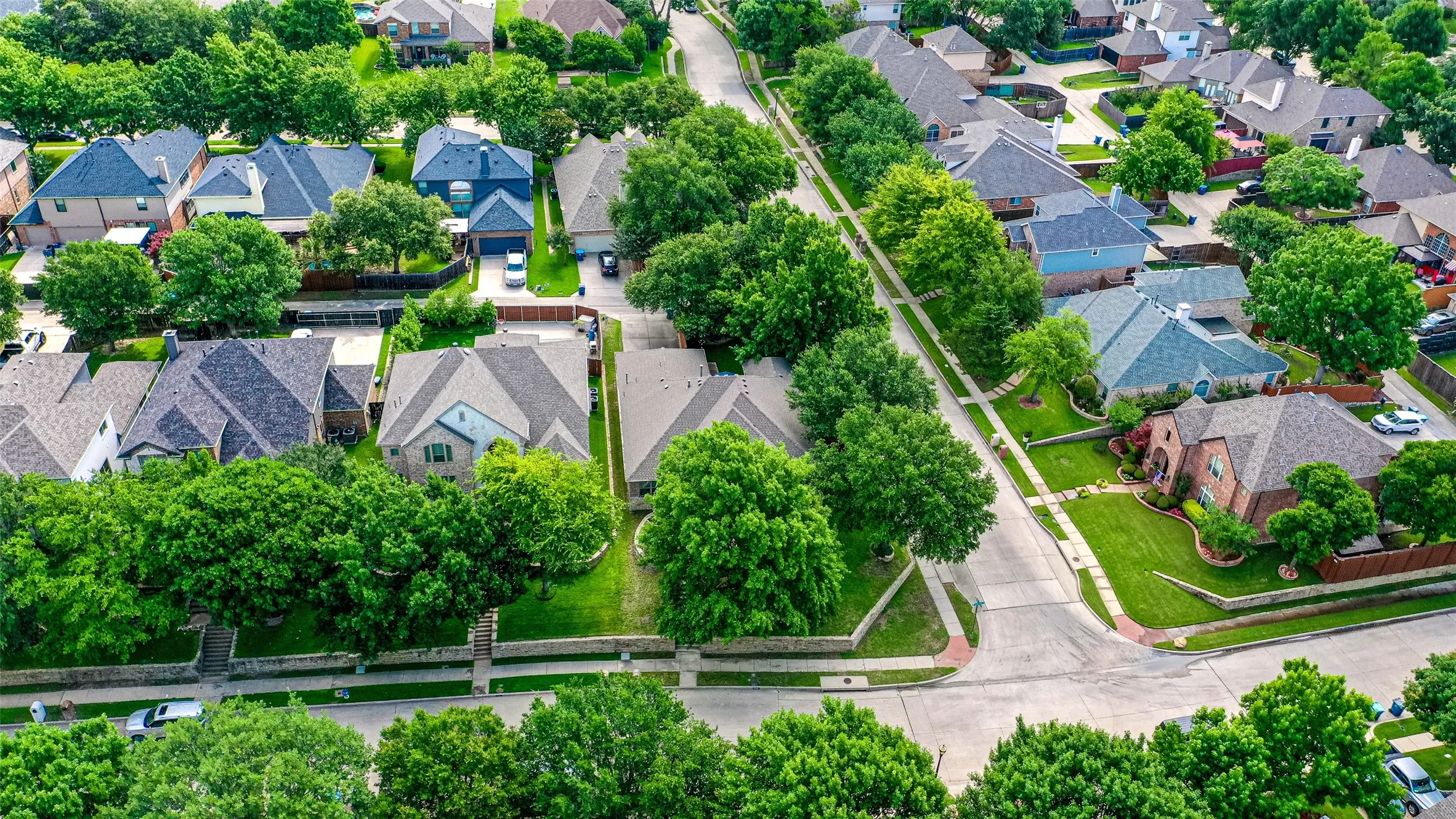 Single Family Residence For Sale in Rockwall County , 1351 Coastal Drive, Rockwall, Texas 75087, 4 Bedroom, 2 Bathroom, 2 Garage spaces, 2,211 Sqft, built in 2005, mls#21287675, Real Estate Agent in Rockwall, Homes For Sale in Rockwall county, Homes For Sale in Rockwall, Realtor in Rockwall Texas, Real Estate Brokerage Independent Realty Texas, Luminita Cordes Realtor