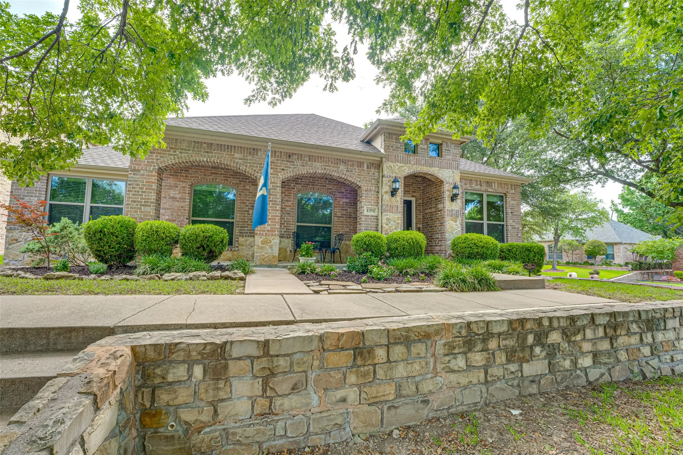 Single Family Residence For Sale in Rockwall County , 1351 Coastal Drive, Rockwall, Texas 75087, 4 Bedroom, 2 Bathroom, 2 Garage spaces, 2,211 Sqft, built in 2005, mls#21287675, Real Estate Agent in Rockwall, Homes For Sale in Rockwall county, Homes For Sale in Rockwall, Realtor in Rockwall Texas, Real Estate Brokerage Independent Realty Texas, Luminita Cordes Realtor